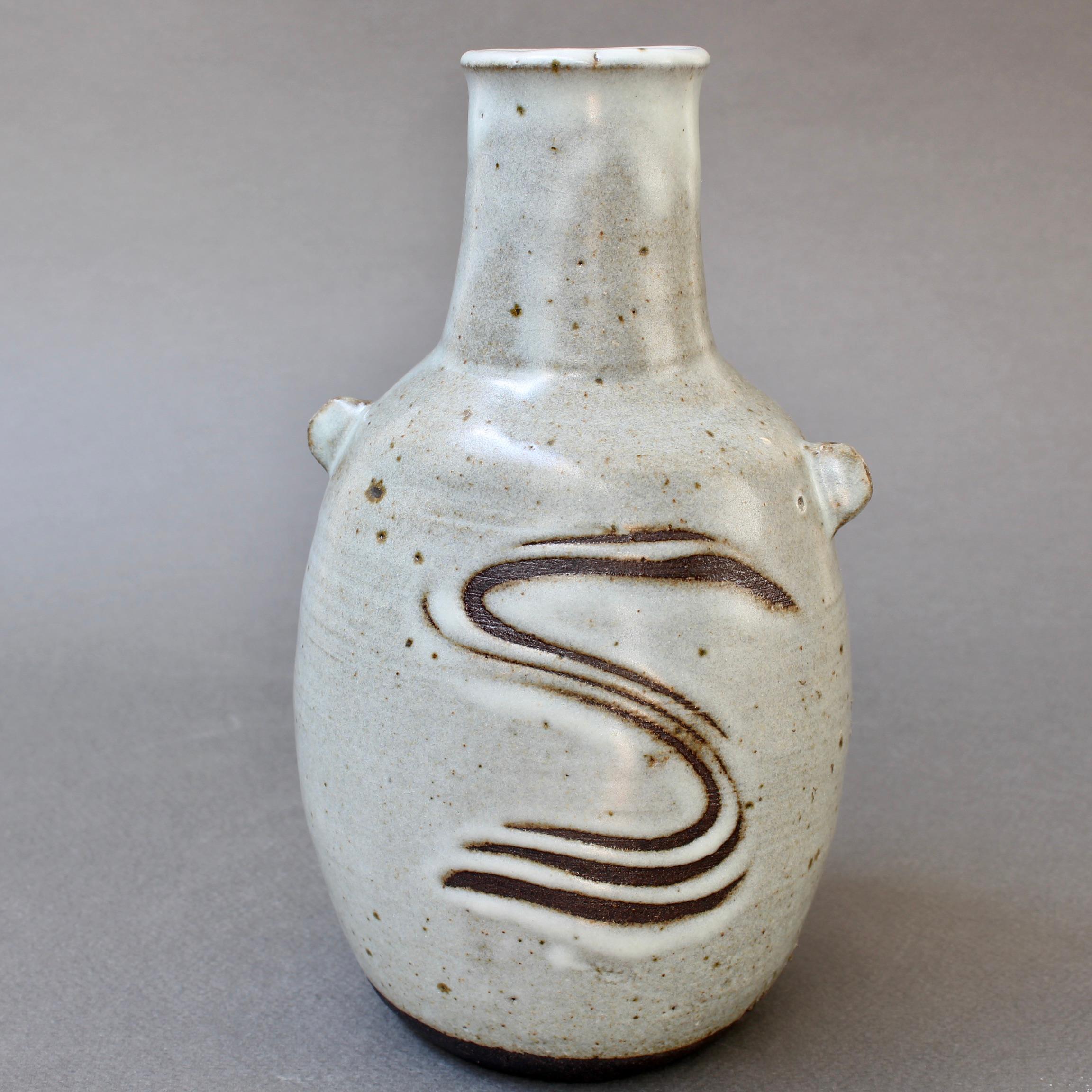 Japanese Style Ceramic Vase with Lugs by Janet Leach '1981' For Sale 1