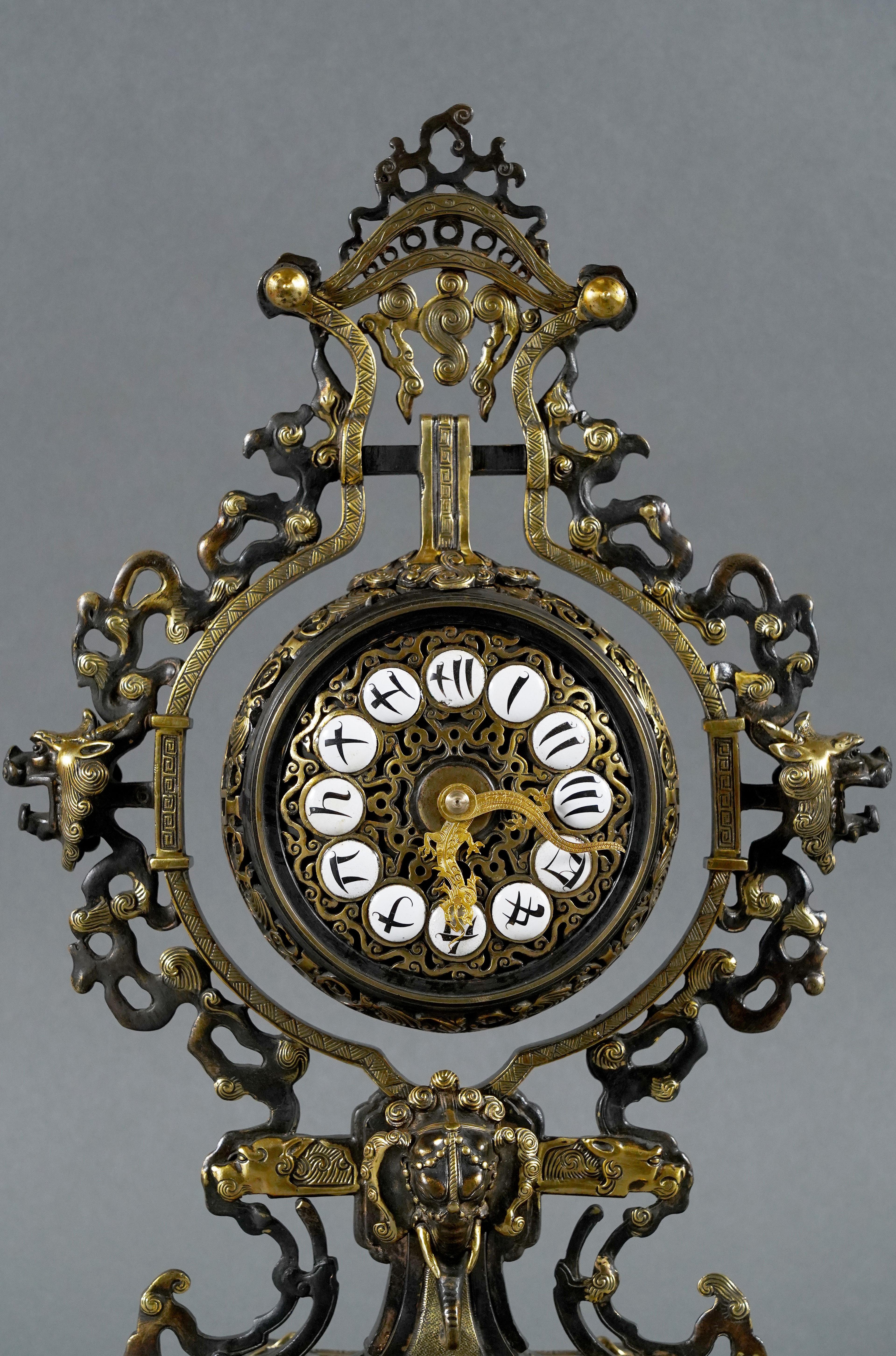 Japonisme Japanese Style Clock attr. to L'Escalier de Cristal, France, Circa 1885 For Sale