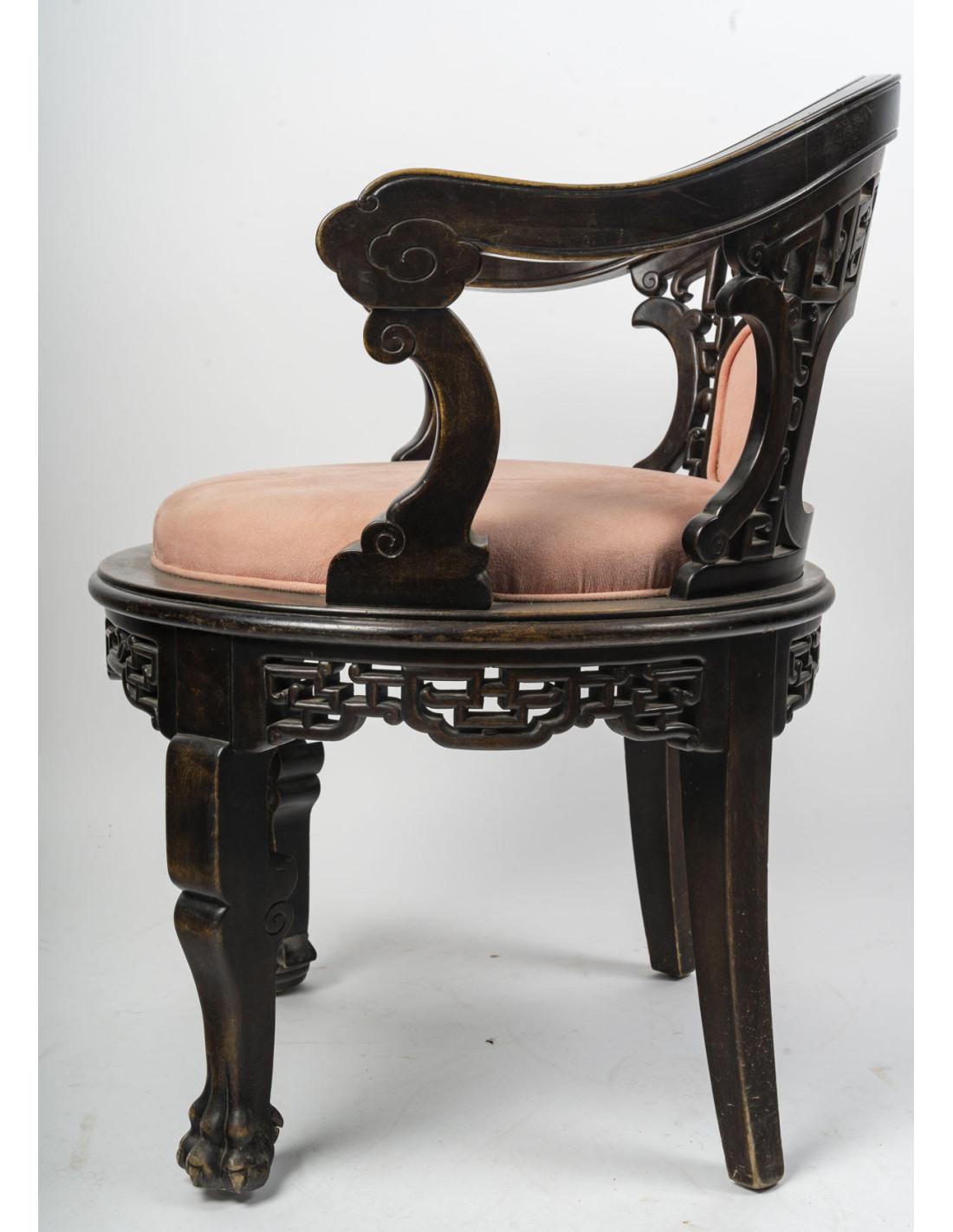 Tissu Fauteuil de bureau de style japonais, 19e siècle. en vente