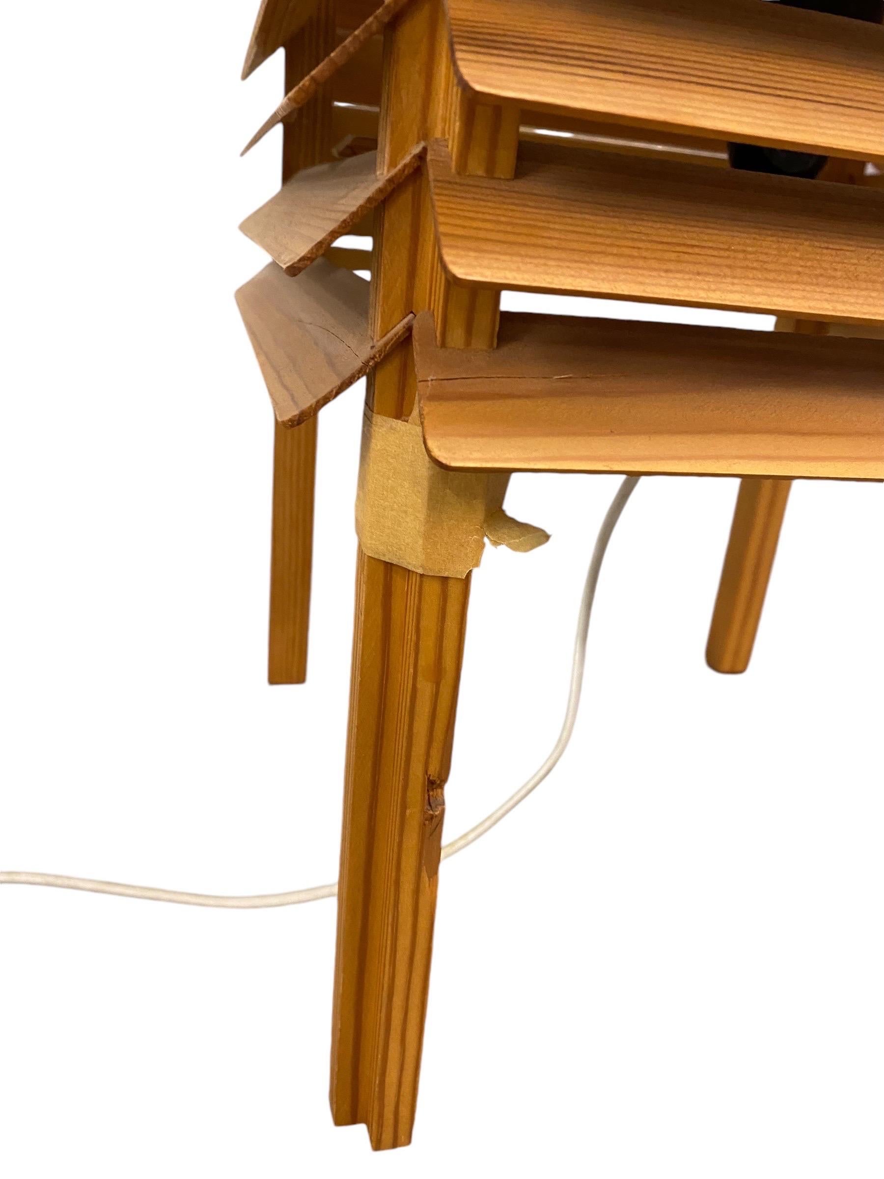 Lampada da terra vintage in stile giapponese con lamelle di legno, Finlandia, metà del XX secolo 5
