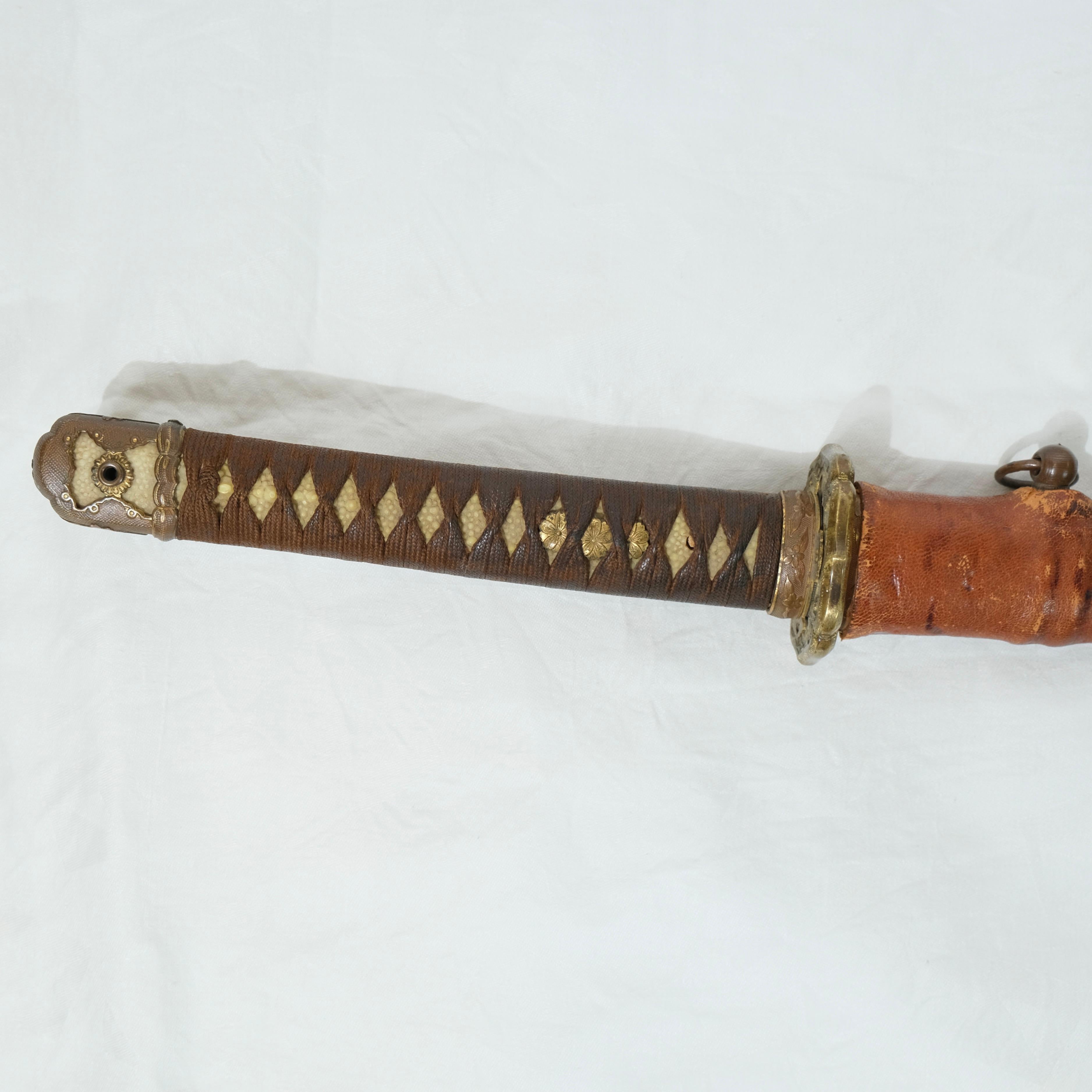 Japanese sword, Tachi. 19th c In Good Condition For Sale In Stockholm, SE