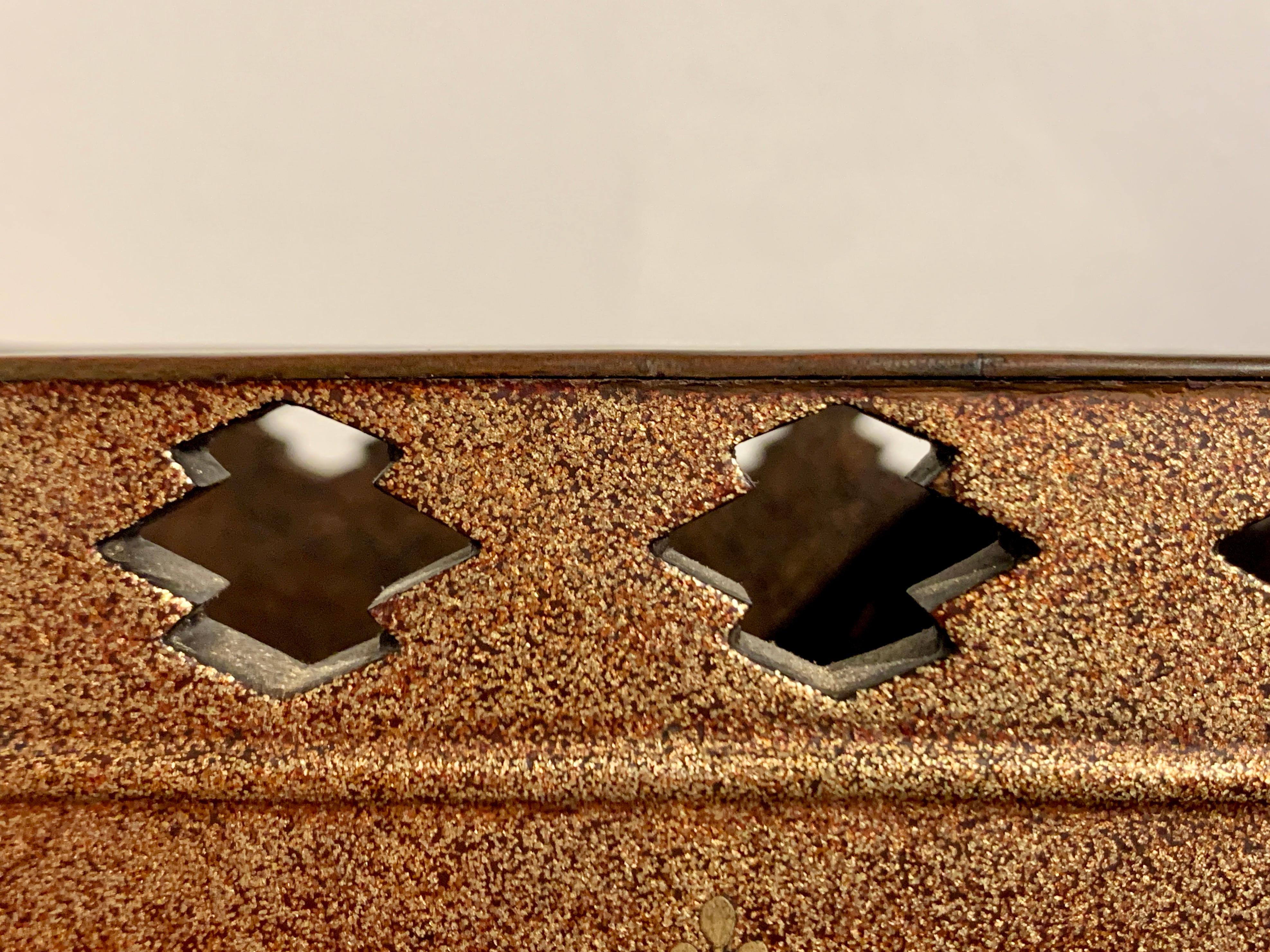 Japanese Tabako-Bon High Sided Tray with Imperial Mon, Meiji Period, Japan 7