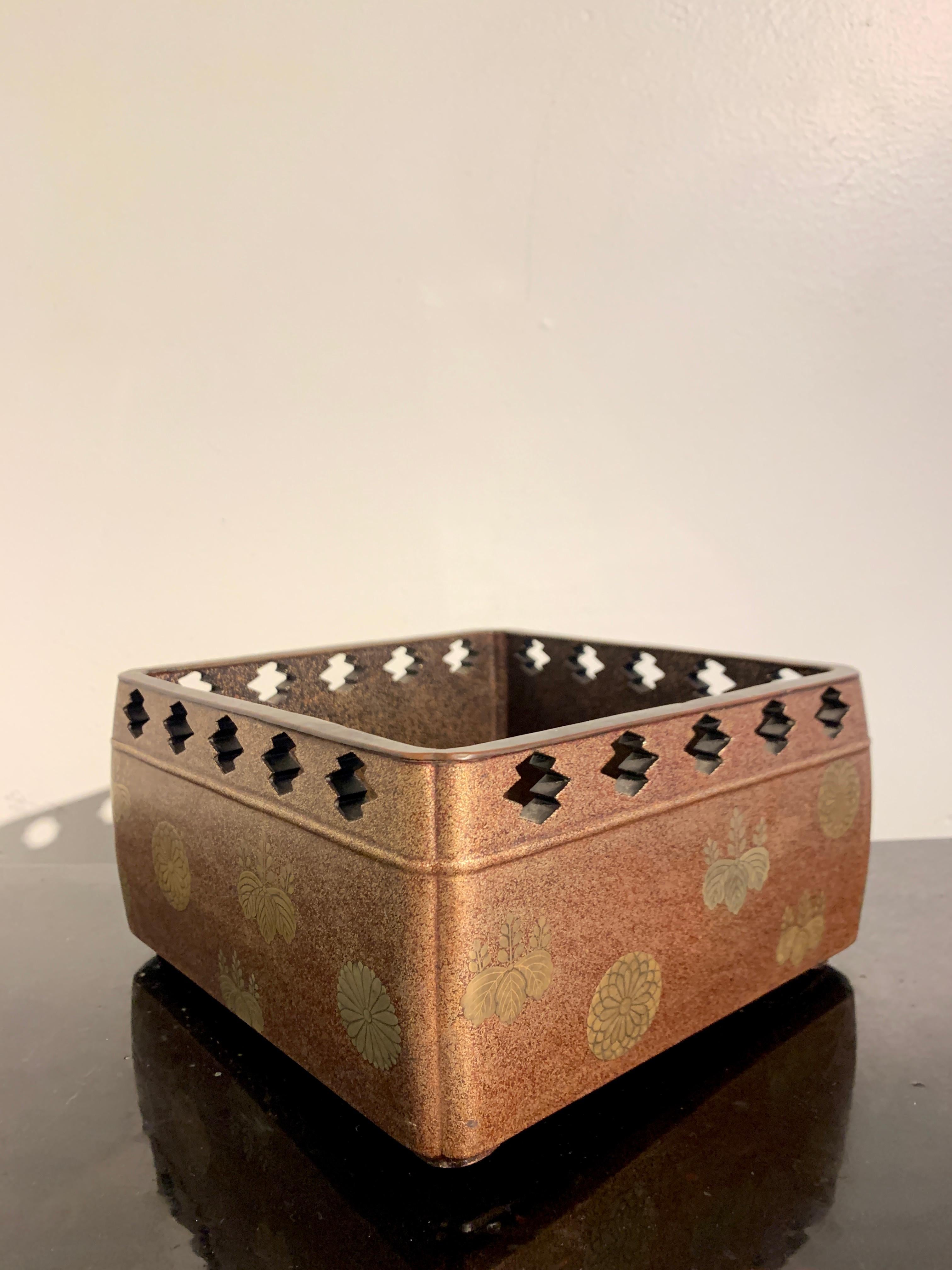 Japanese Tabako-Bon High Sided Tray with Imperial Mon, Meiji Period, Japan 1