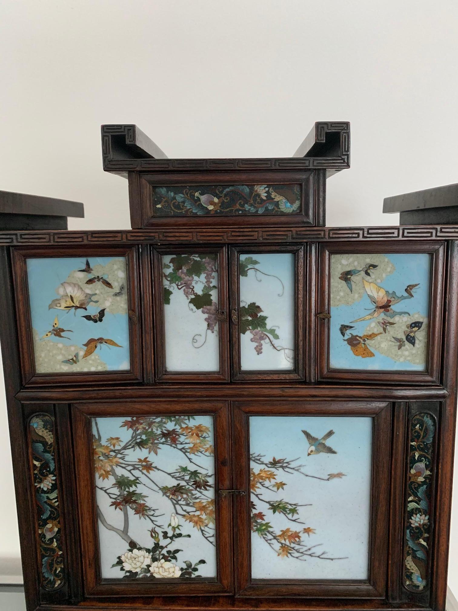 20th Century Japanese Table Cabinet with Cloisonne Panels in the style of Namikawa Sosuke For Sale