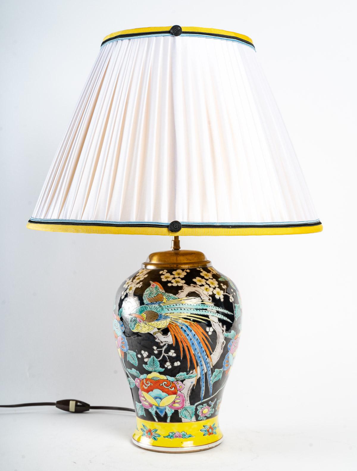 Porcelain Japanese Table Lamp