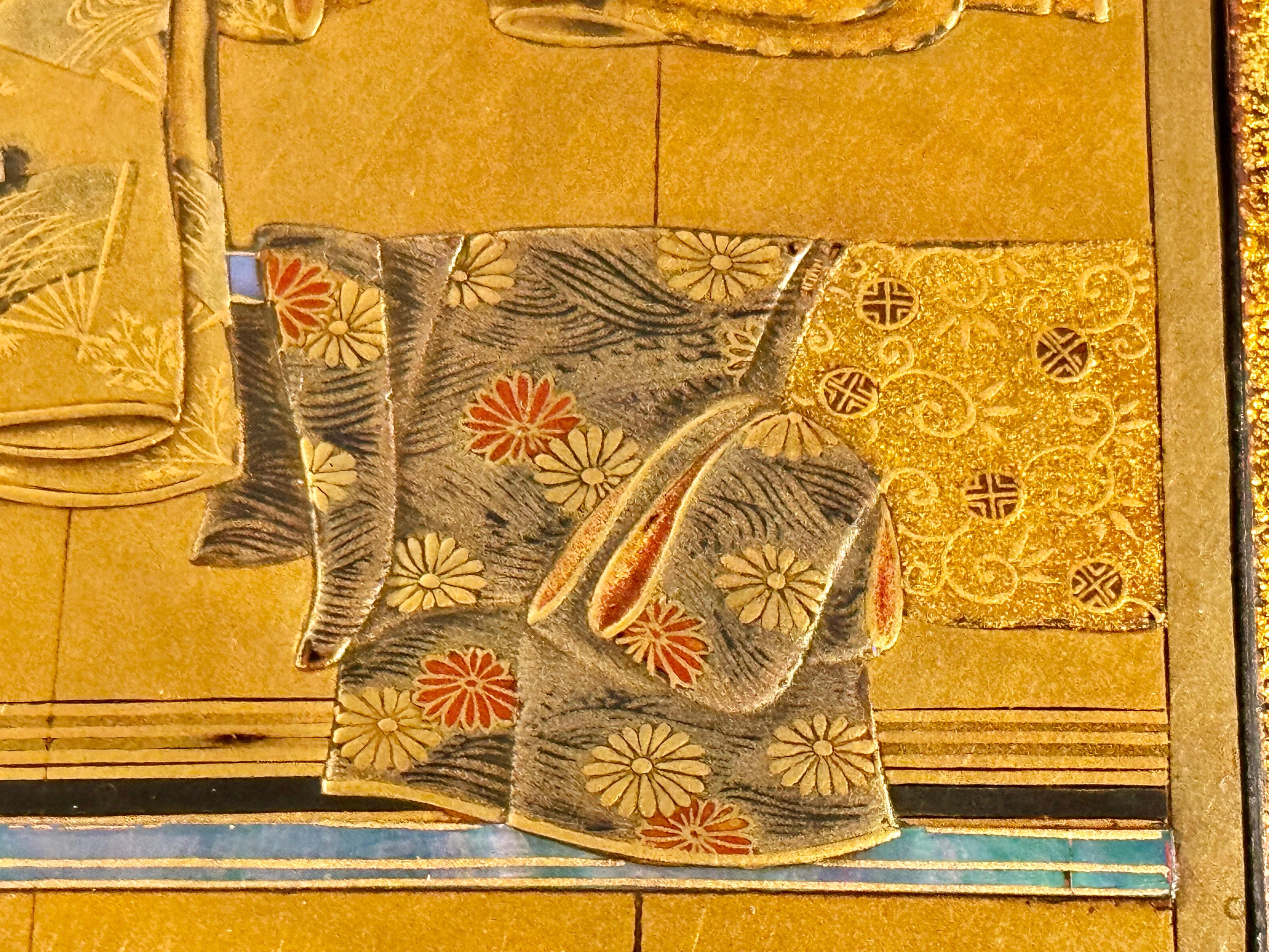 Boîte à encens japonaise Tagasode (Whose Sleeves ?) en laque, Kobako, période Meiji en vente 5