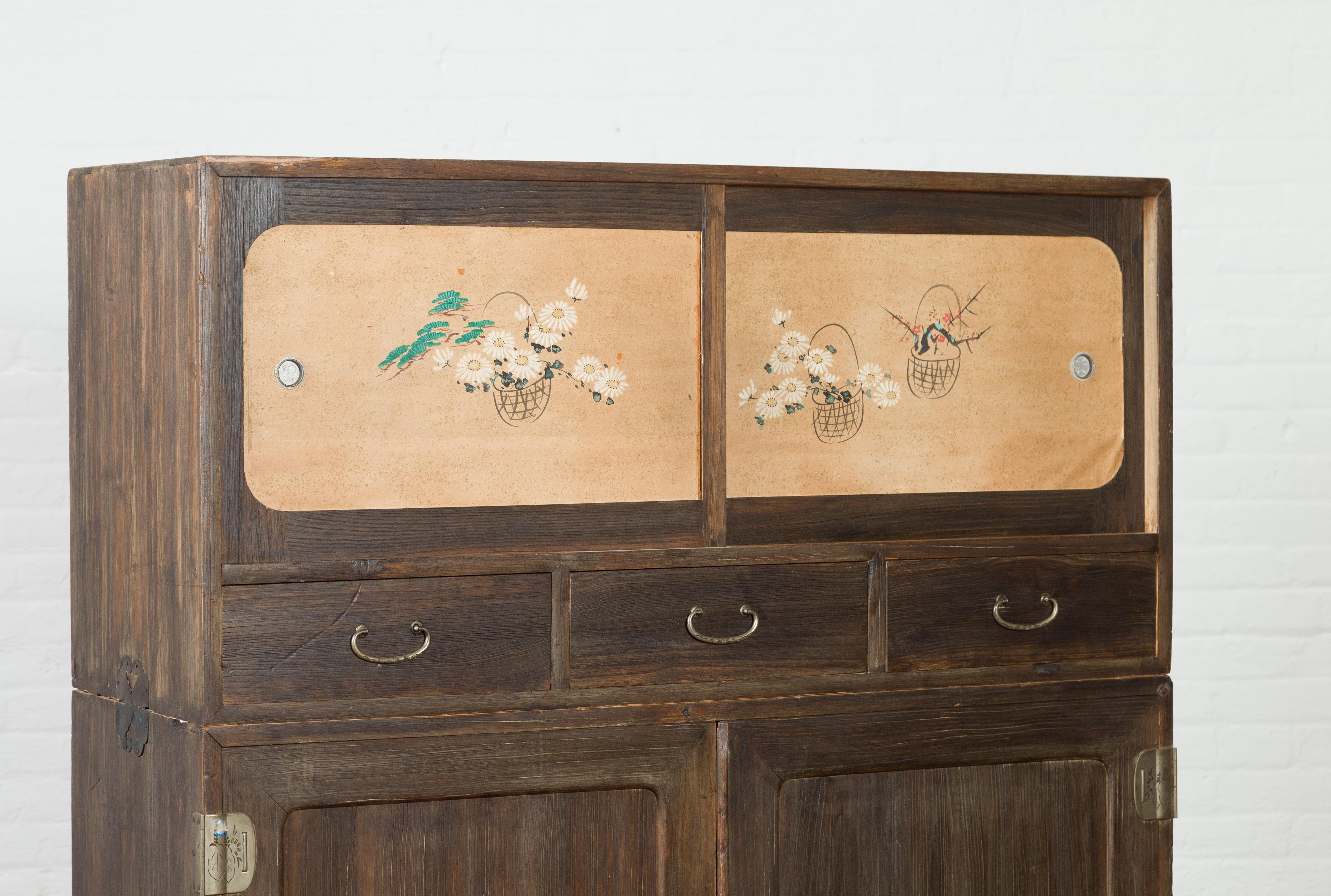 Early 20th Century Japanese Taishō Cabinet with Hand-Painted Woodblock Prints For Sale 7