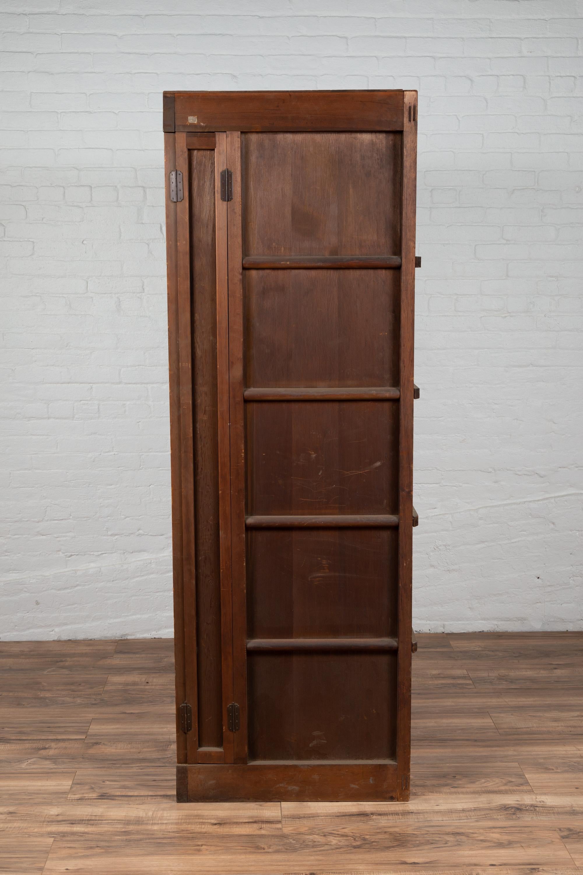 Japanese Taishō Period 1900s Hinoki Wood Armoire with Rare Design Folding Doors 5