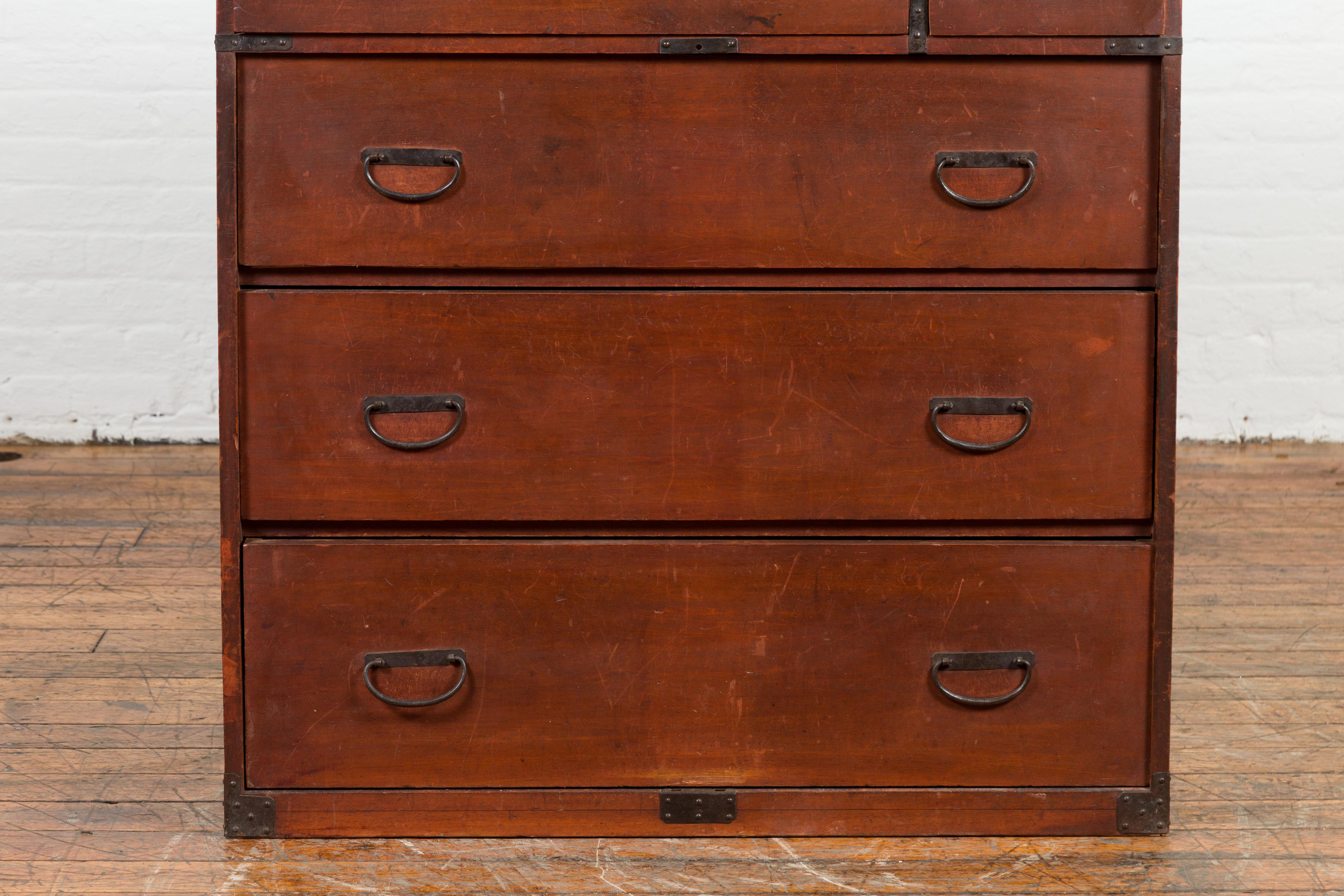Wood Japanese Taishō Period Early 20th Century Tansu Chest with Five Drawers For Sale