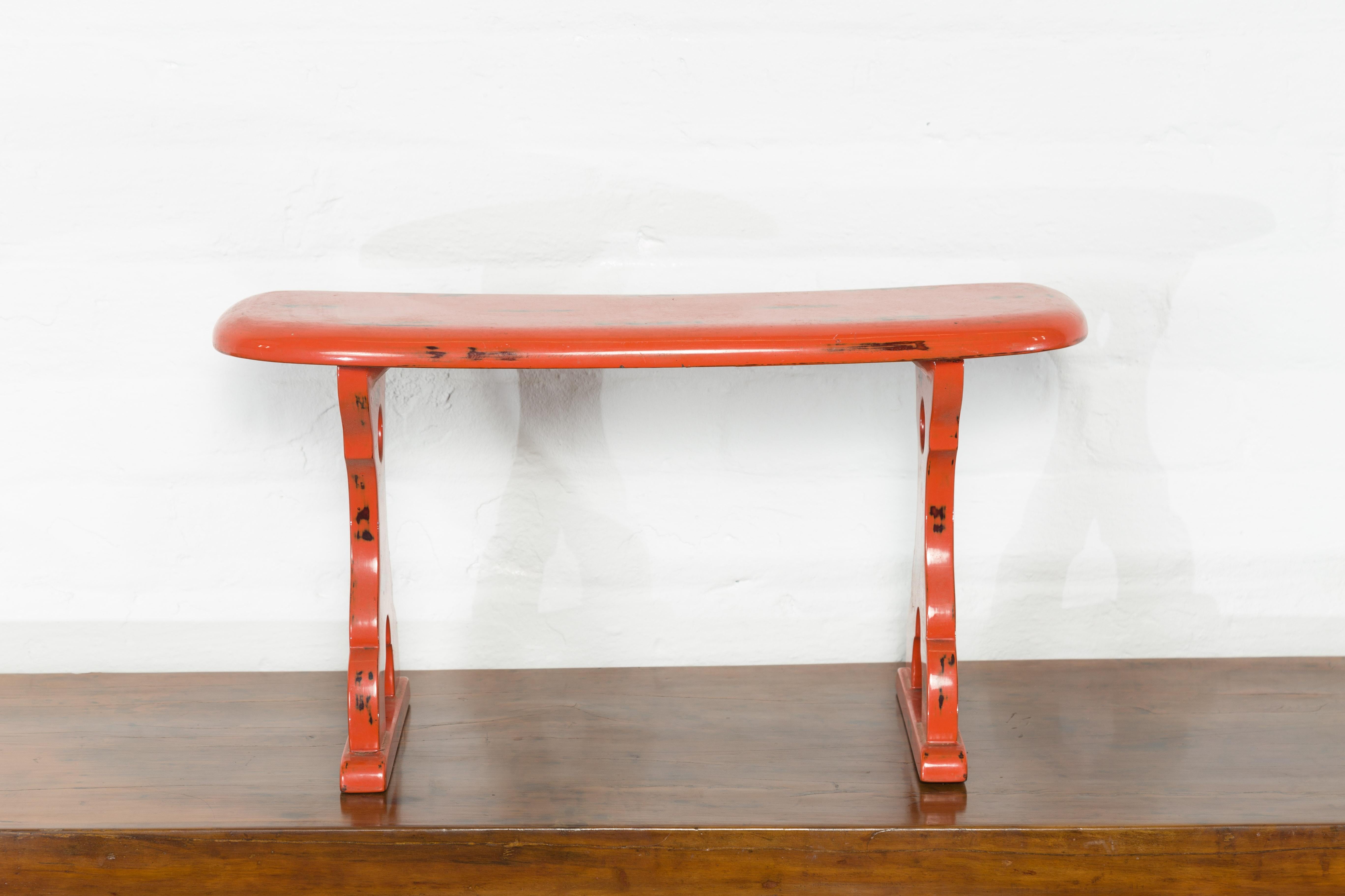 Taisho Japanese Taishō Period Negora Lacquer Arm Stool with Cinnabar Color For Sale