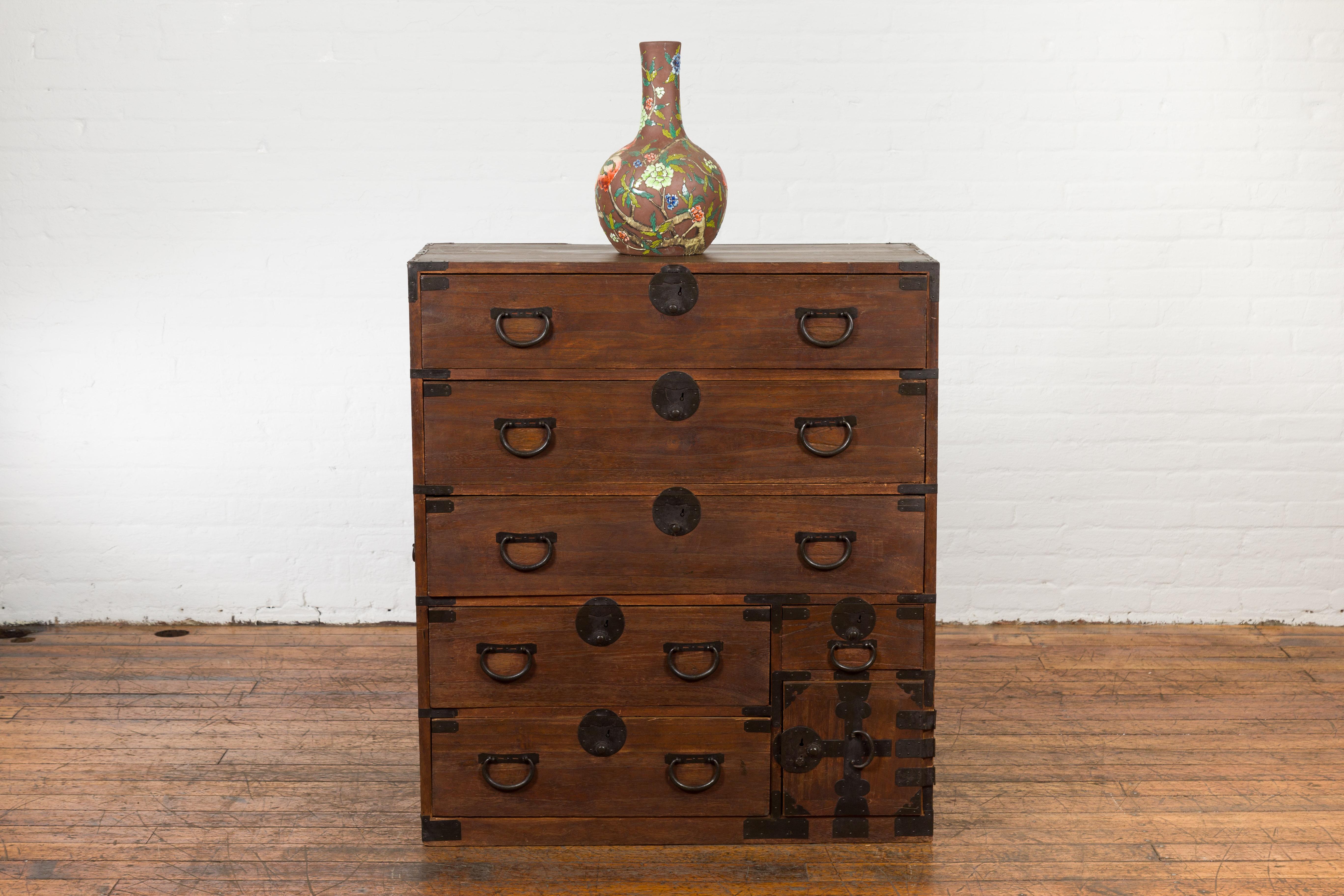 Taisho Japanese Taishō Tansu Chest in Isho-Dansu Style with Six Drawers and Safe For Sale