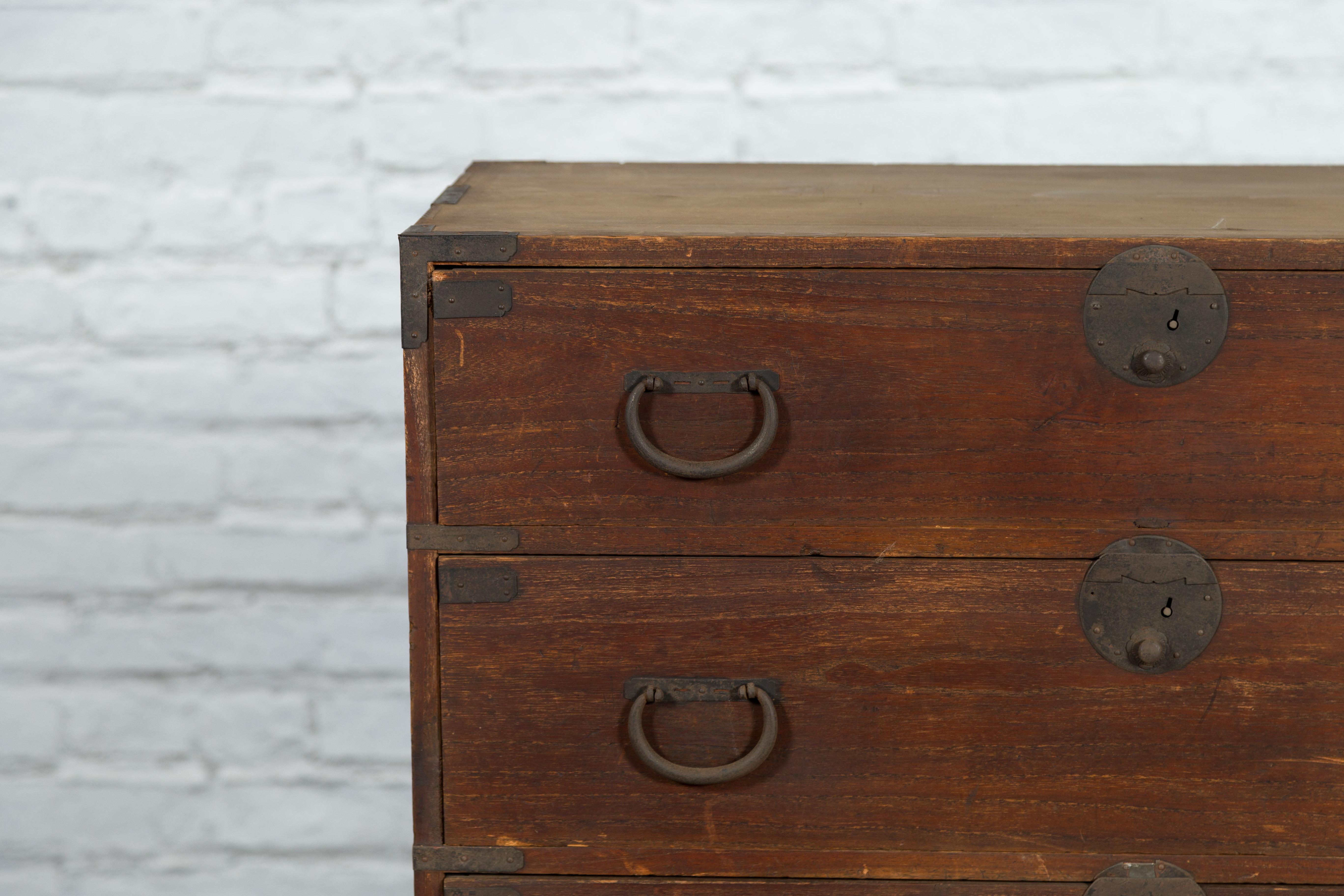 Japanese Taishō Tansu Clothing Chest in Isho-Dansu Style with Five Drawers 2