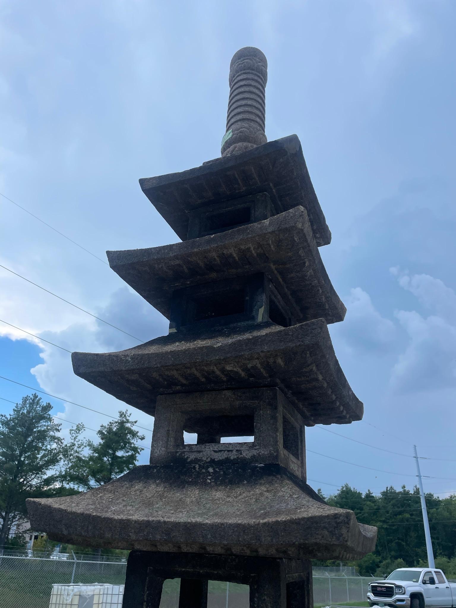 pagoda stacking jars