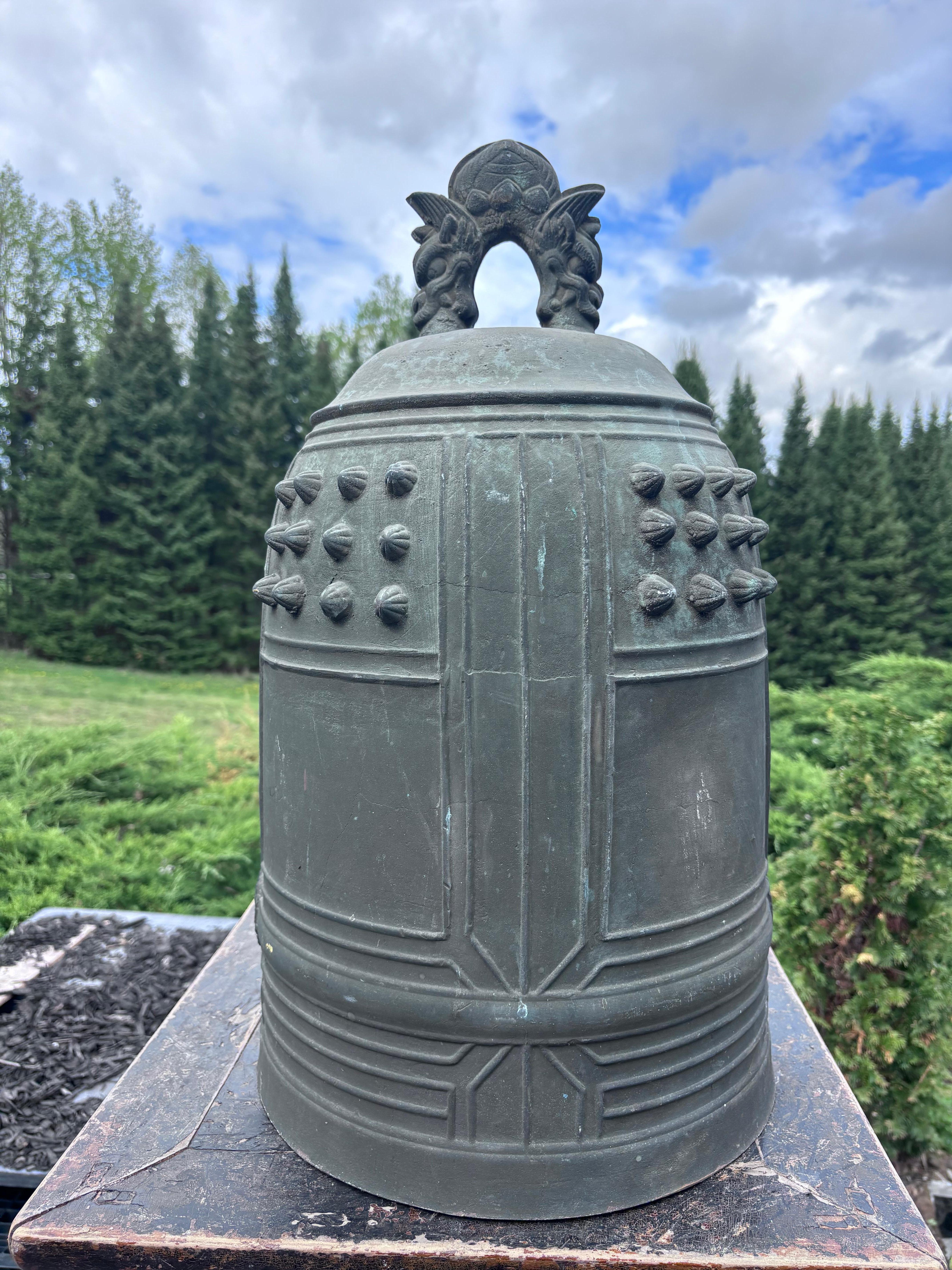Campana da giardino Bonsho giapponese alta, antica e grande, in bronzo, con suono deciso, 23 pollici in vendita 3