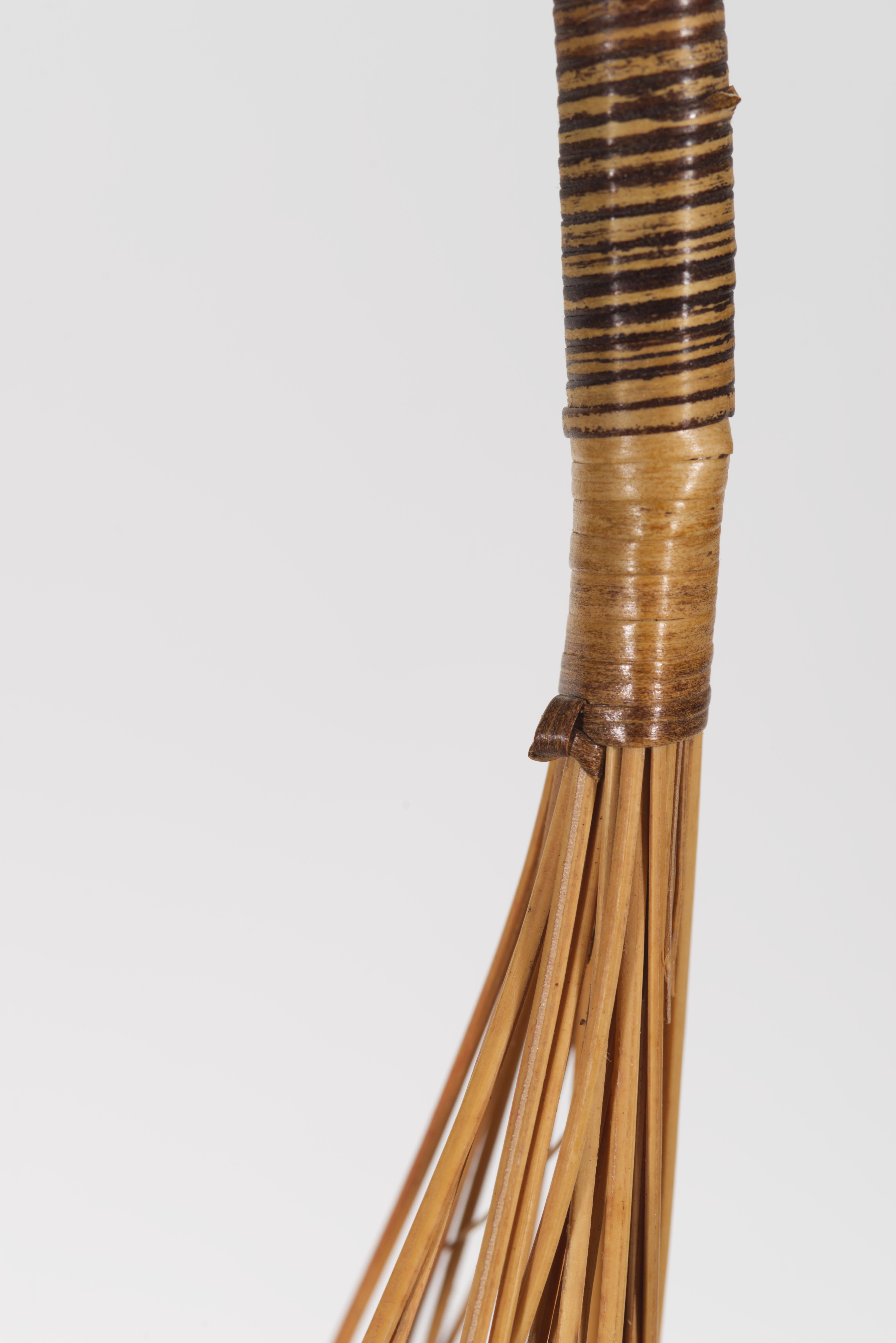 Japanese Tall Bamboo Ikebana Basket with Tinted Handle, Suruga Sensuji Style In Good Condition For Sale In Clifton Springs, NY