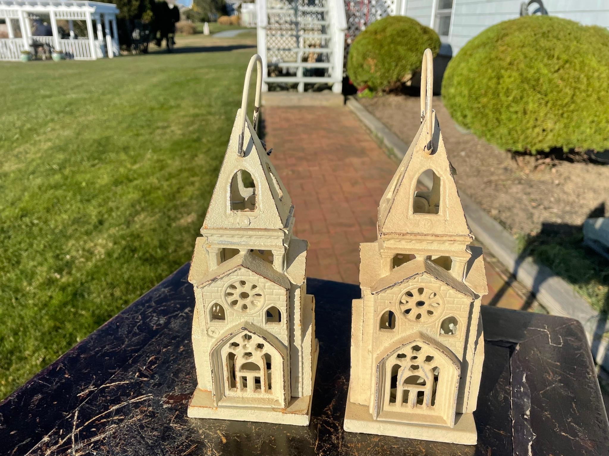 Japanese Tall Pair Old Vintage White Architectural Lighting Lanterns In Good Condition For Sale In South Burlington, VT