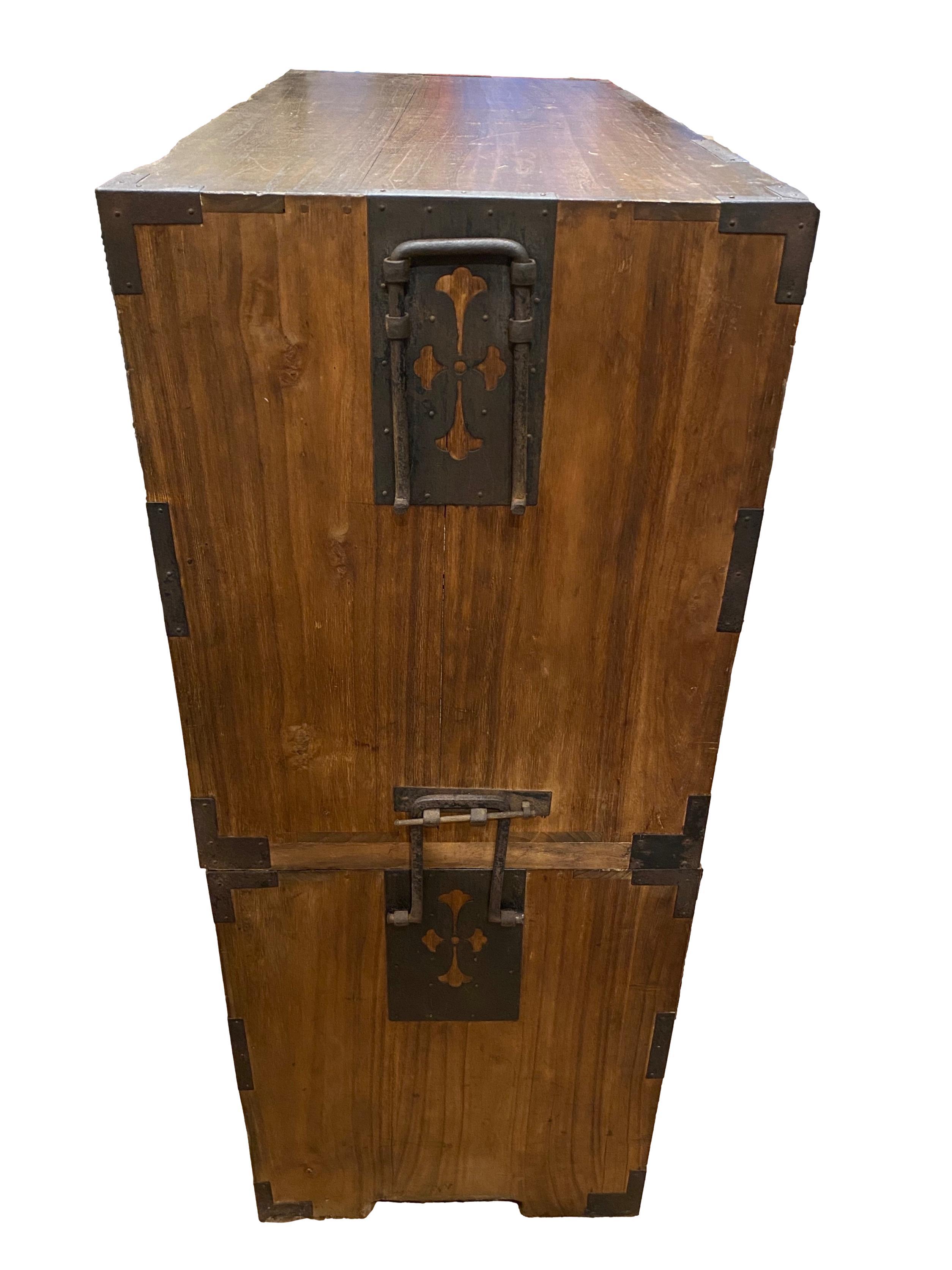 Japanese Tansu Chest in 2 parts For Sale 14