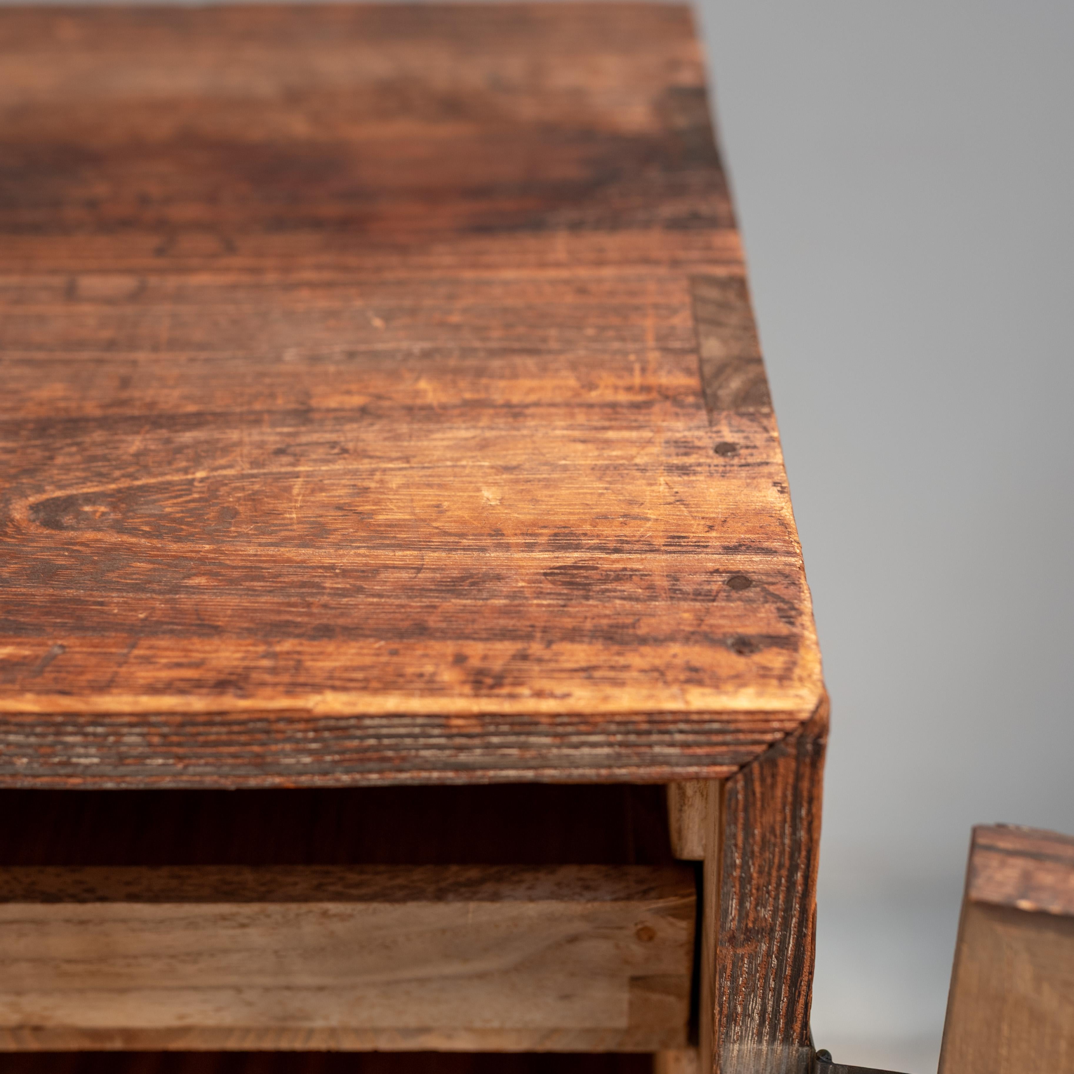 Japanese Tansu Chest, Japan, Early 20th Century For Sale 6