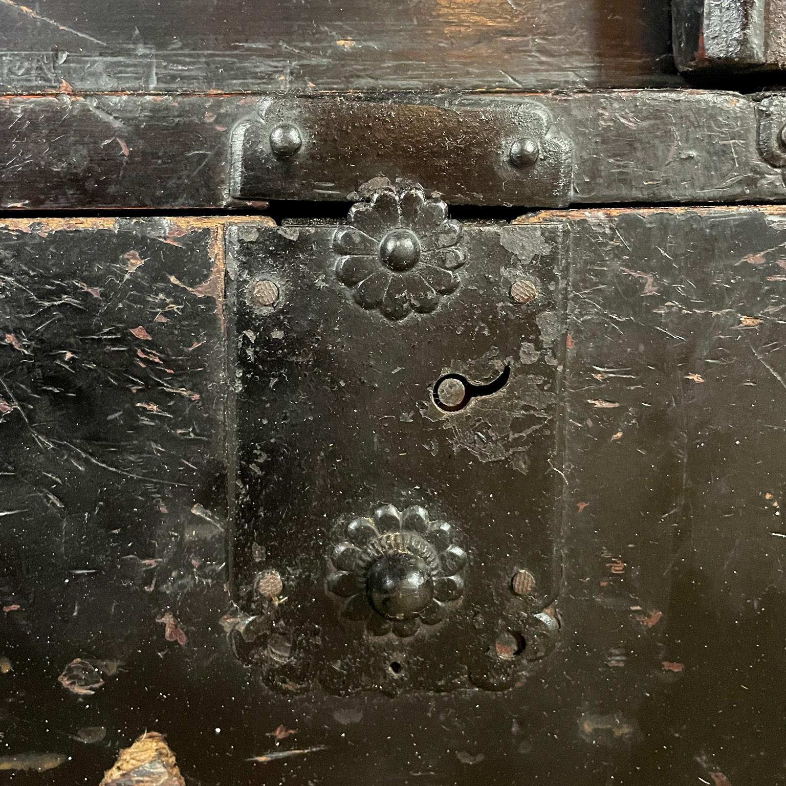 Cassettiera giapponese Tansu, 1890 circa in vendita 5