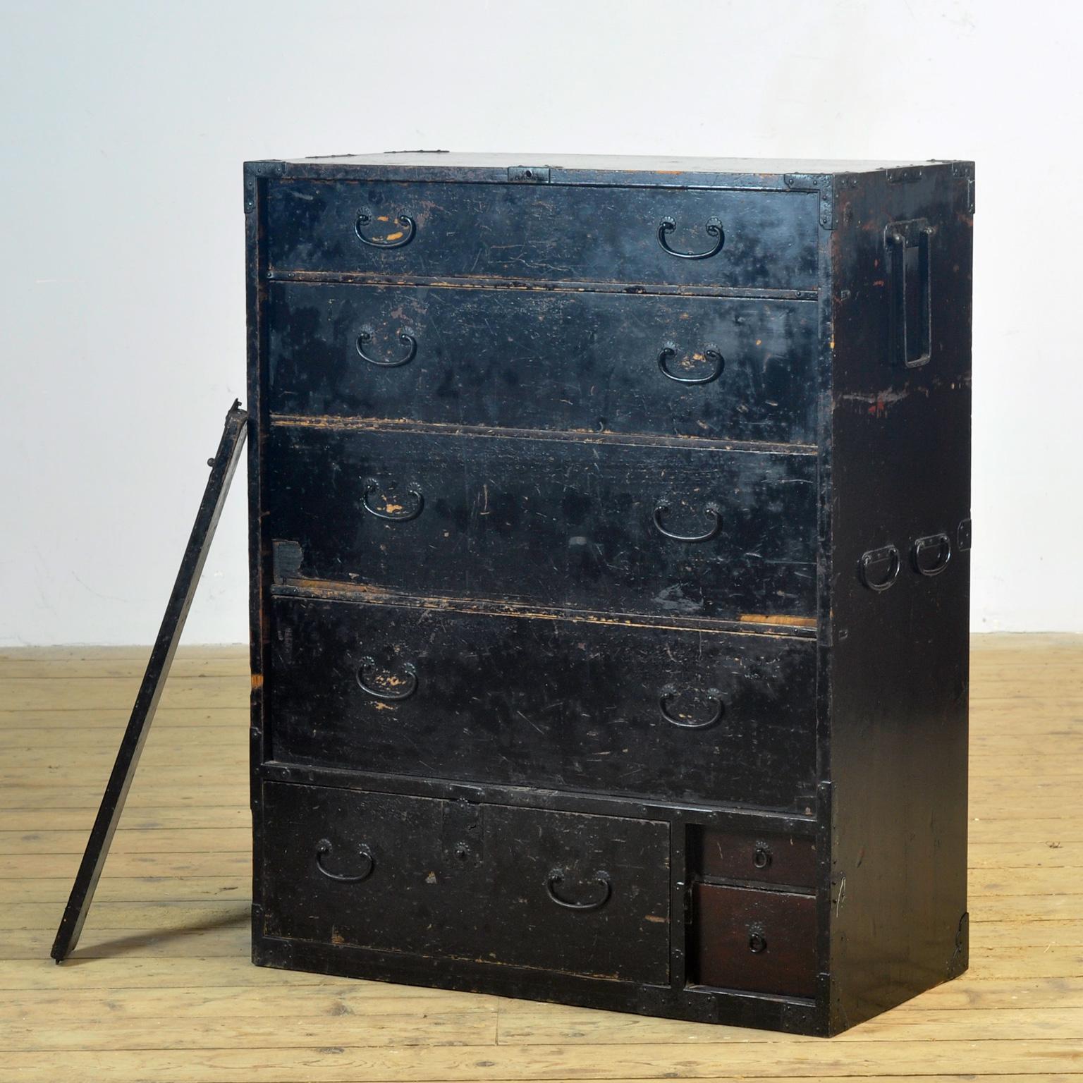 Giapponese Cassettiera giapponese Tansu, 1890 circa in vendita