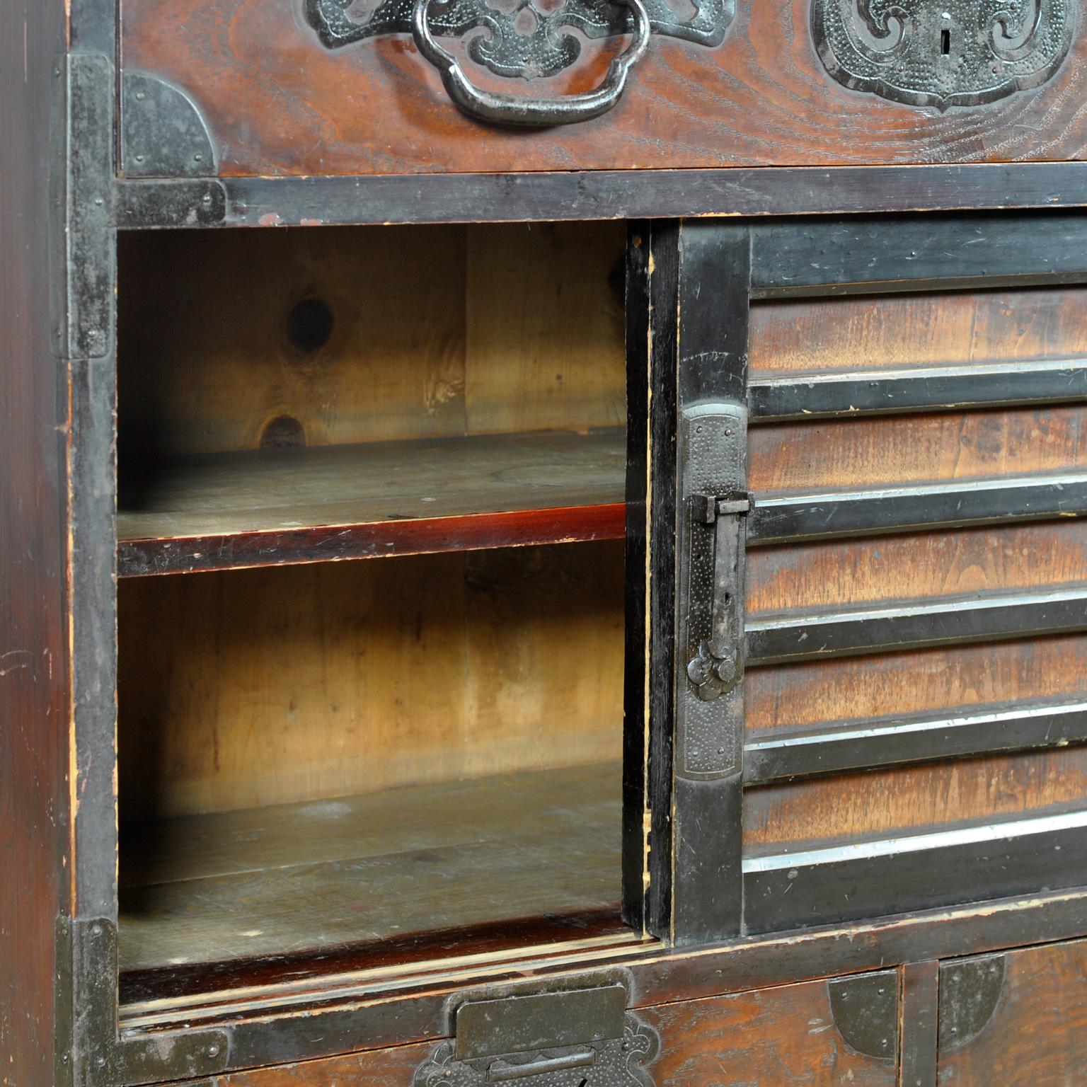 Japanese Tansu Chest of Drawers, circa 1890 For Sale 2