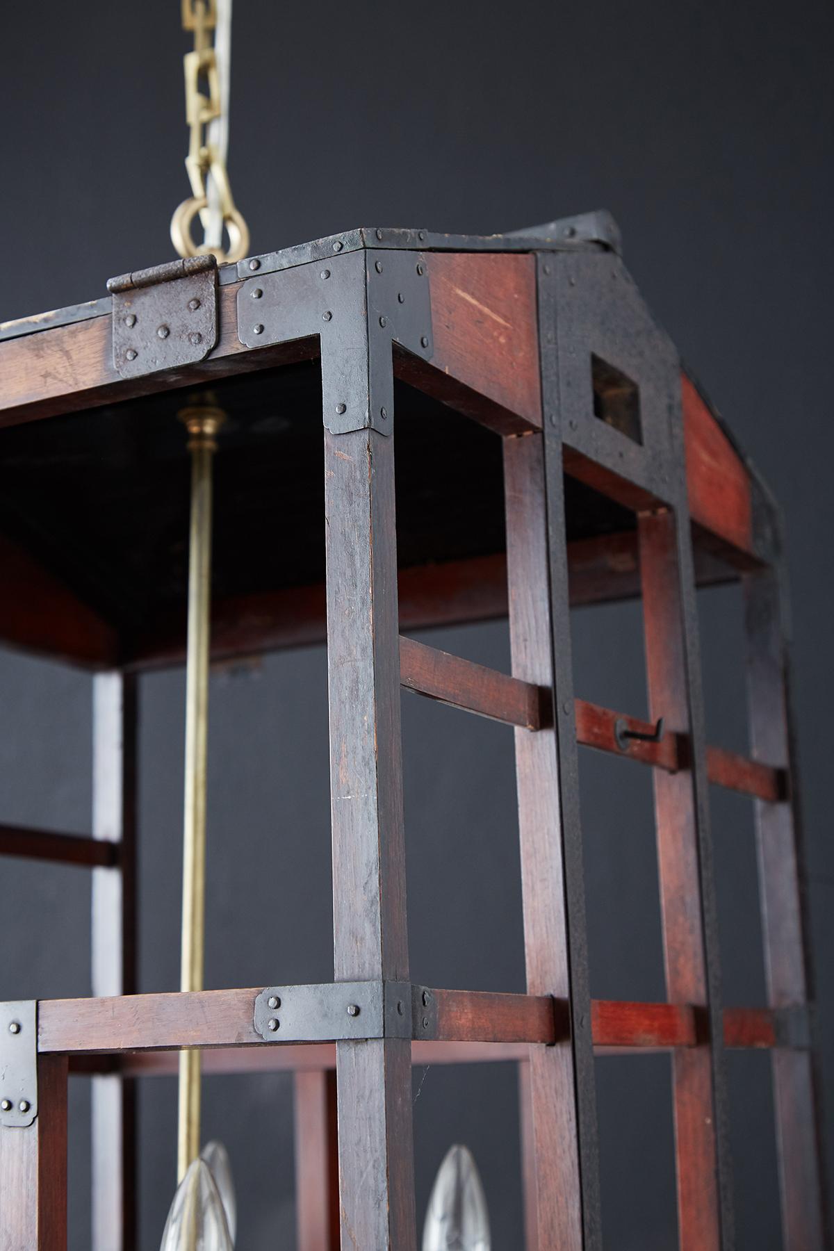 Japanische japanische Kronleuchter im Tansu-Stil aus Holz mit Crate Cage-Kragen im Angebot 7