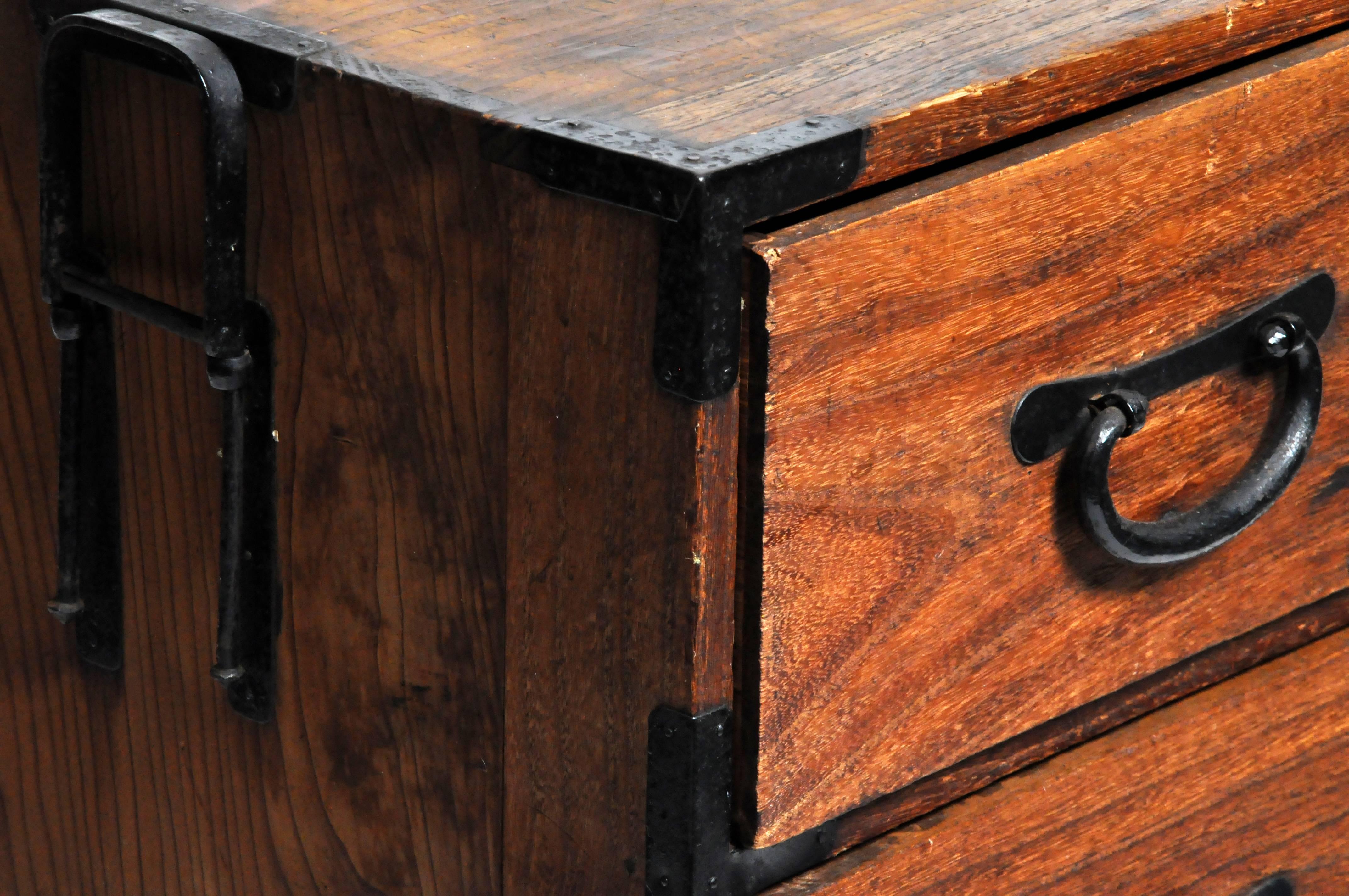 Japanese Tansu with Black Color Hardware 7