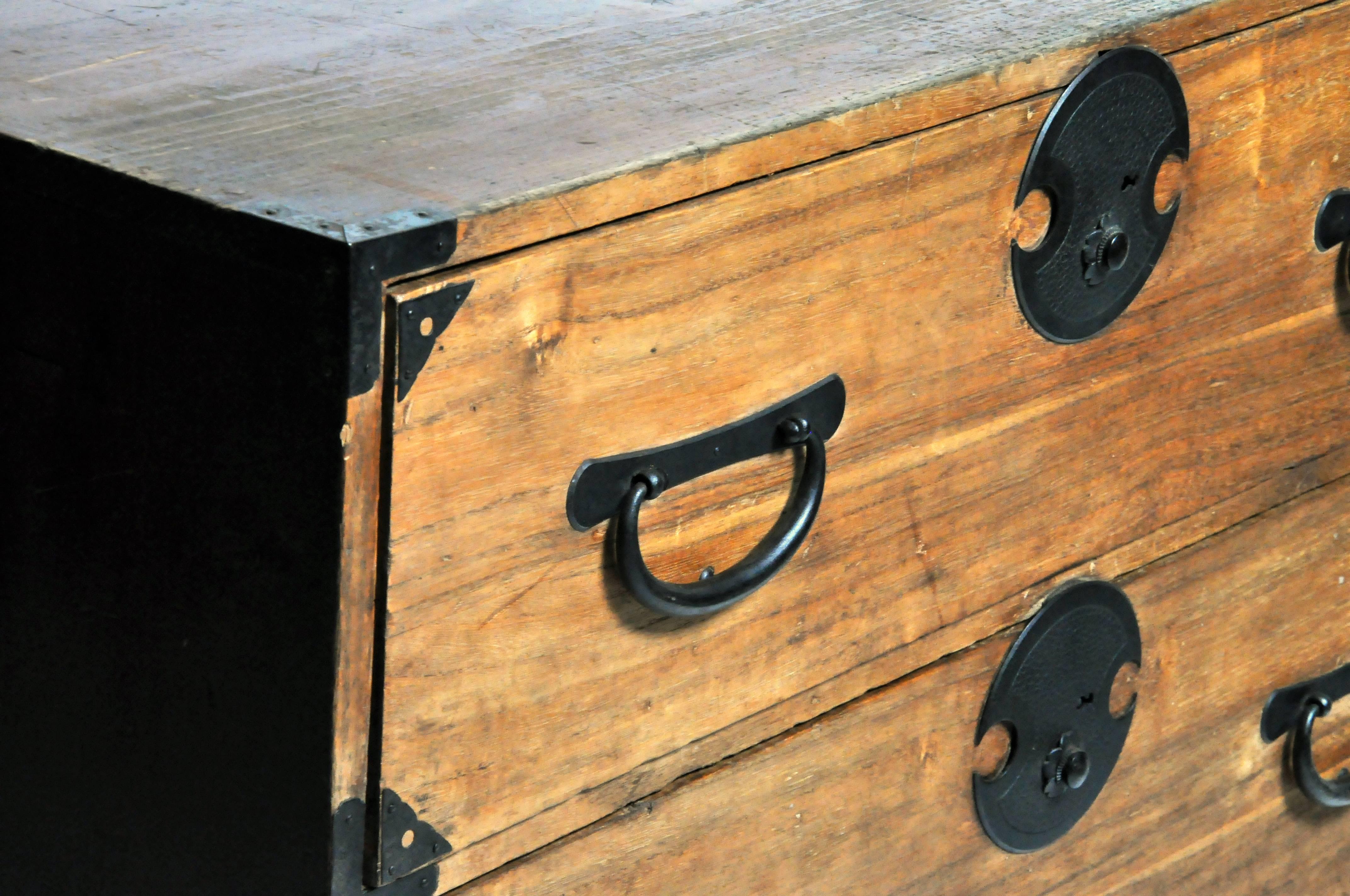 Japanese Tansu with Black Color Hardware 13