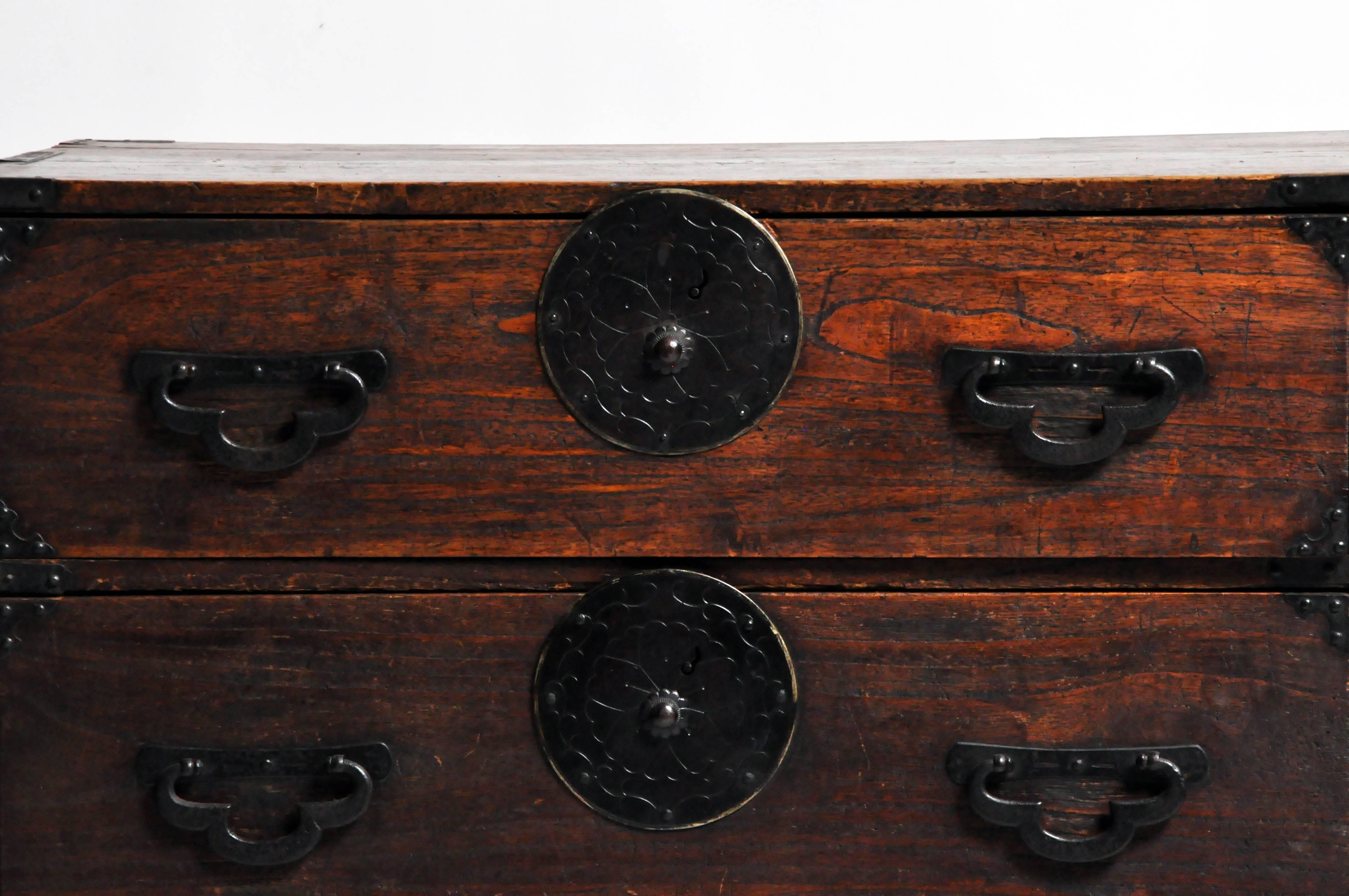 Japanese Tansu with Black Color Hardware 2
