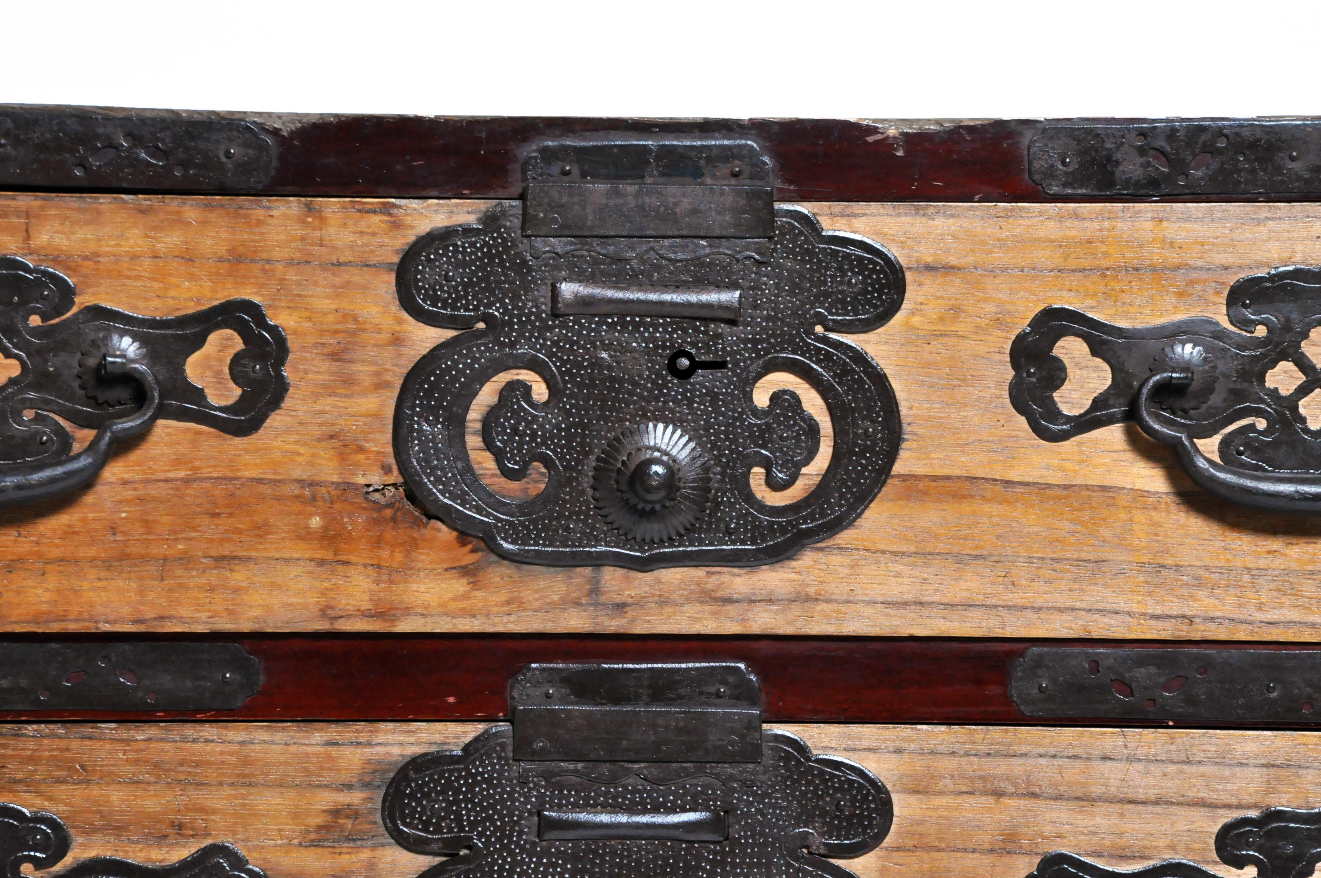 Japanese Tansu with Hand Forged Hardware 2