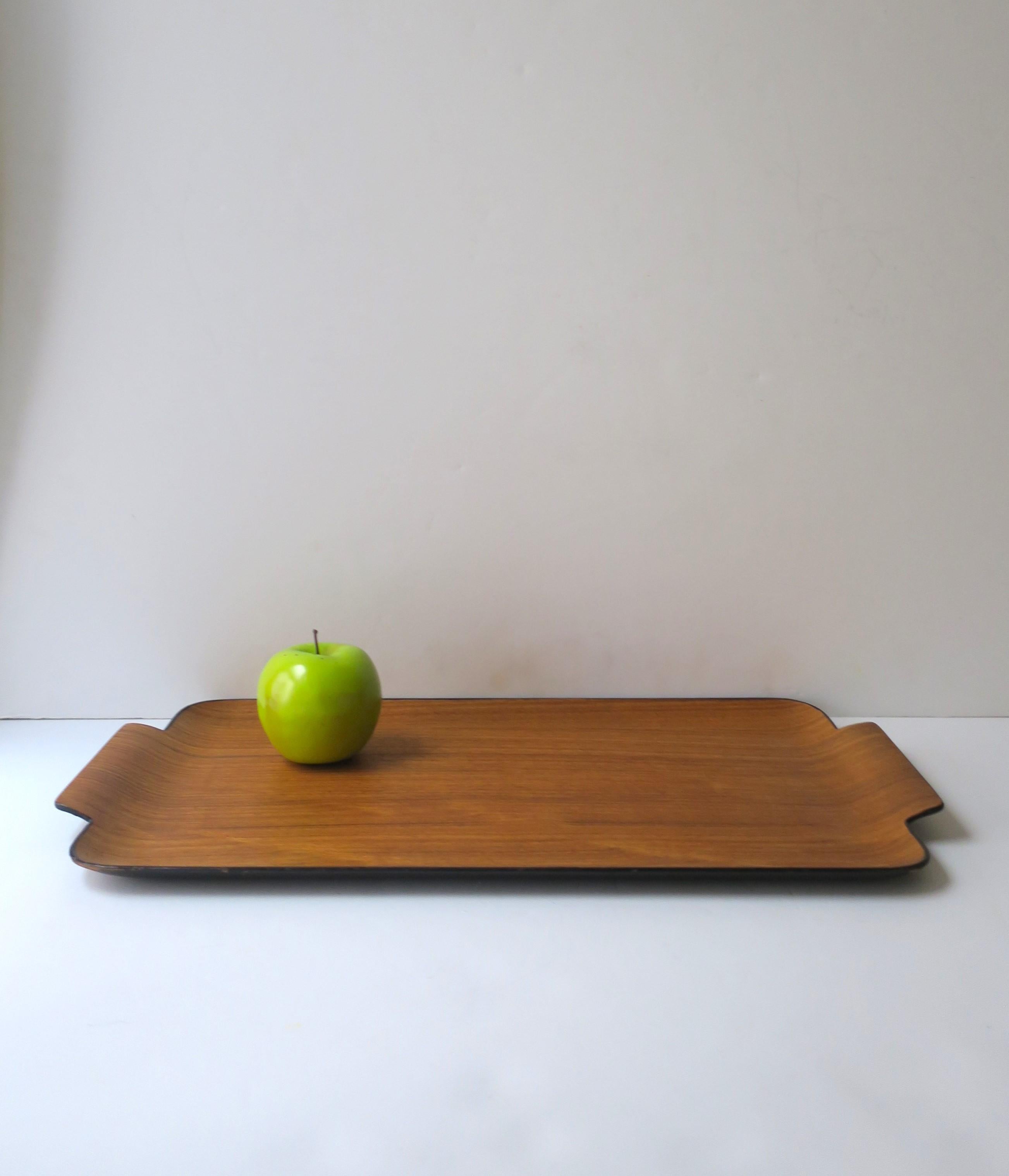 Modernes japanisches Tablett aus Teakholz, minimalistisch (Japanisch) im Angebot