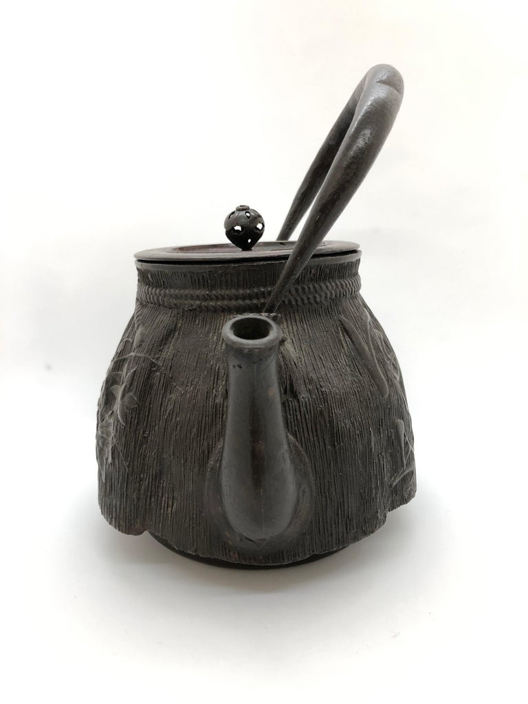 Japanese Teapot, Late 19th Century For Sale at 1stDibs
