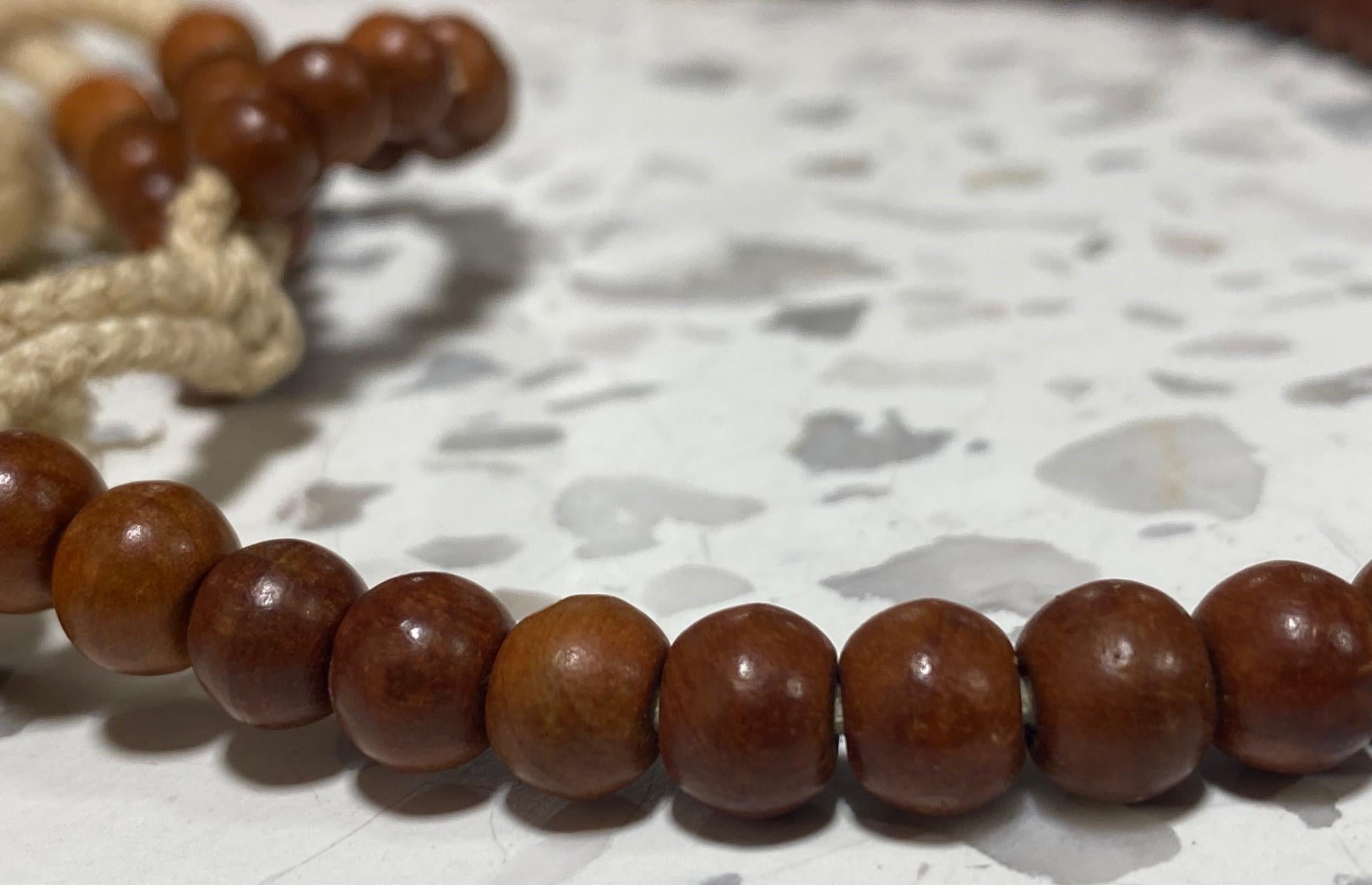 Hand-Carved Japanese Temple Shrine Buddhist Monk Juzu Prayer Wood Beads Mala Rosary Necklace For Sale