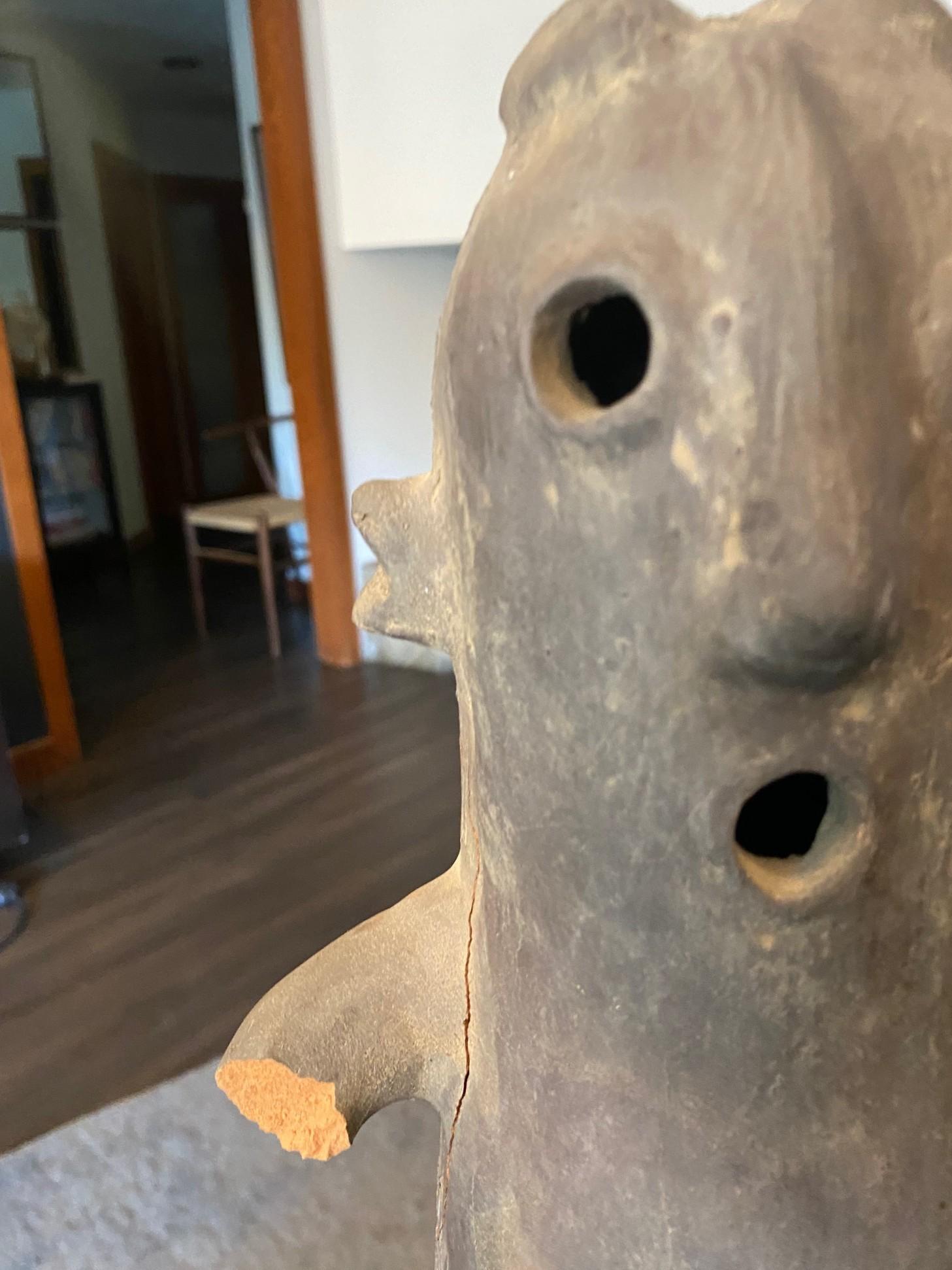 Fatto a mano Scultura funeraria giapponese in terracotta Haniwa, figura di danza del VI secolo in vendita