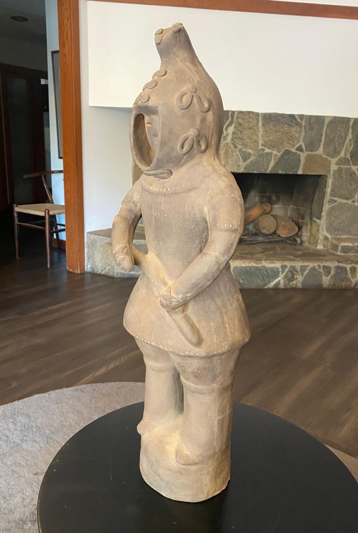 Argilla Scultura funeraria di guerriero Haniwa in terracotta giapponese del VI secolo in vendita