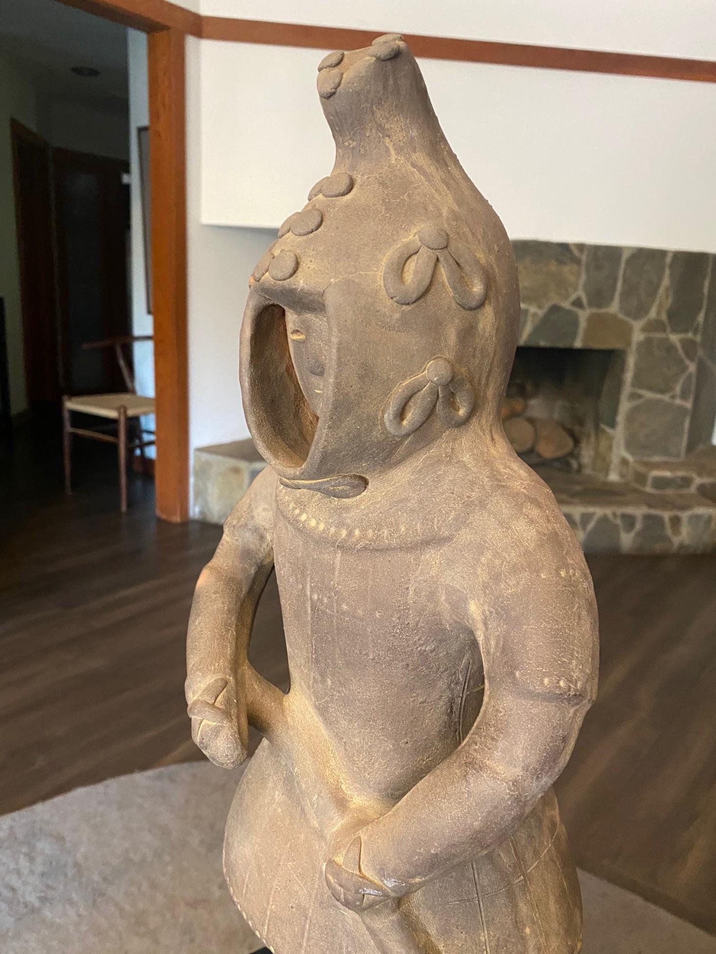 Scultura funeraria di guerriero Haniwa in terracotta giapponese del VI secolo in vendita 1