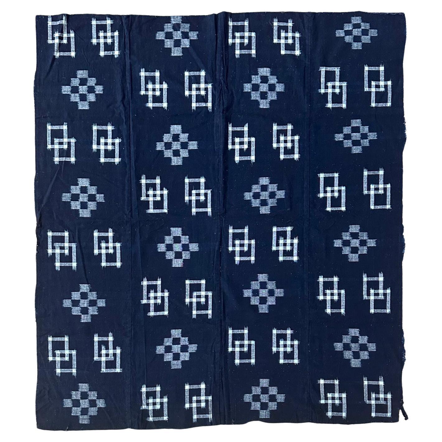 Doppelter Ikat Kasuri Futon-Teppich mit japanischem Textilverkleidung im Angebot