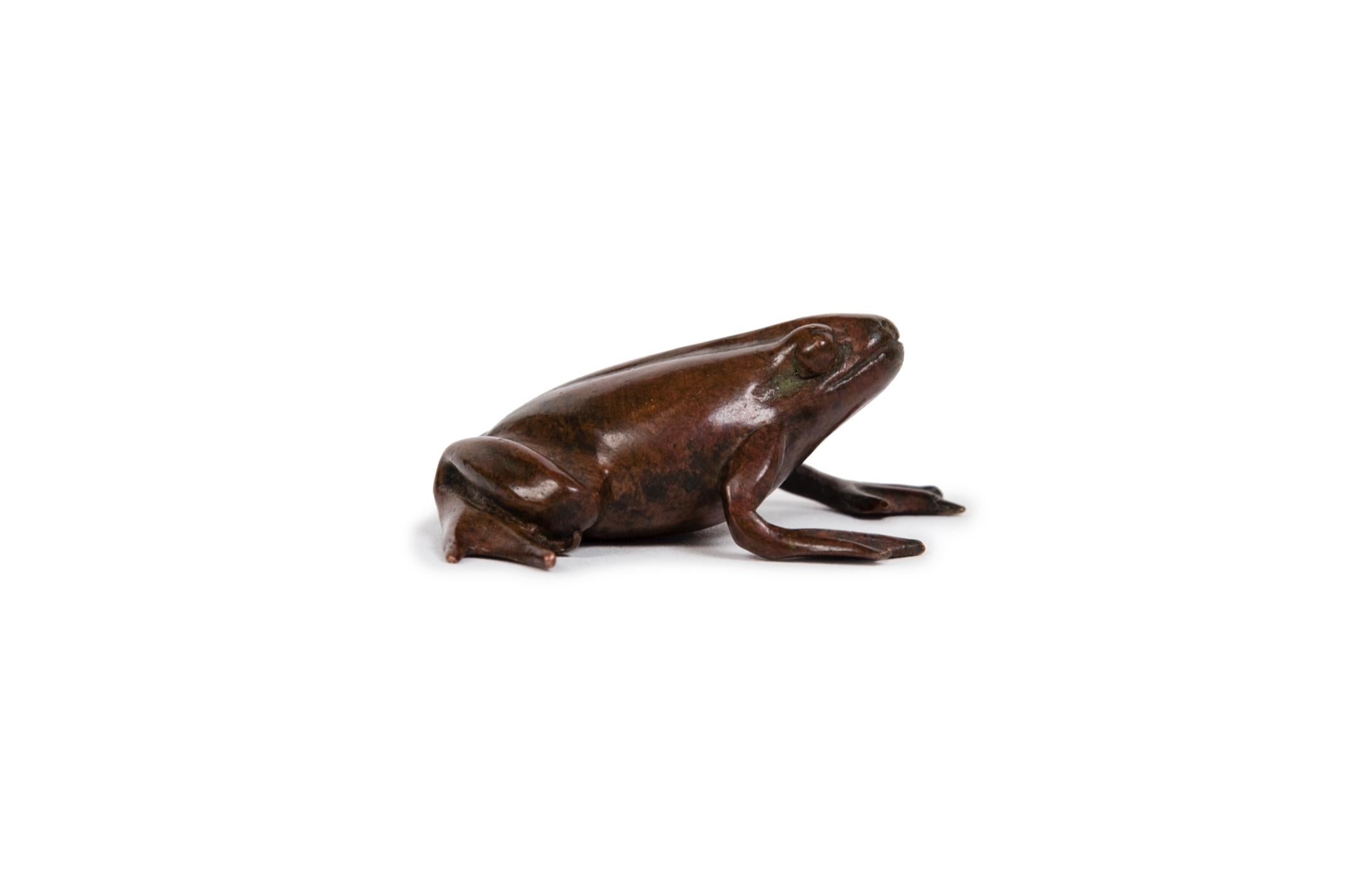 19th Century Japanese Tiny bronze frog For Sale