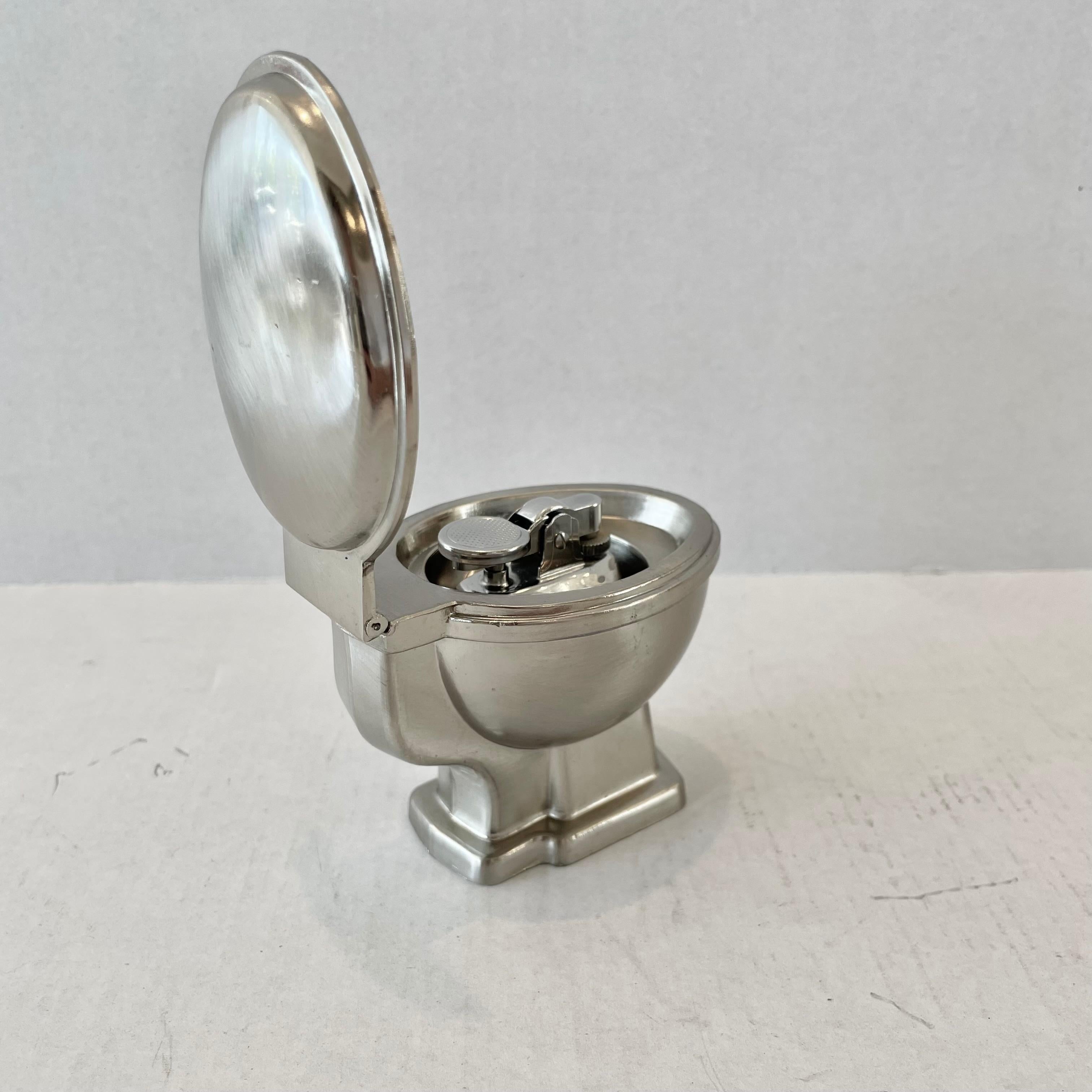 Japanese Toilet Bowl Tabletop Lighter 2