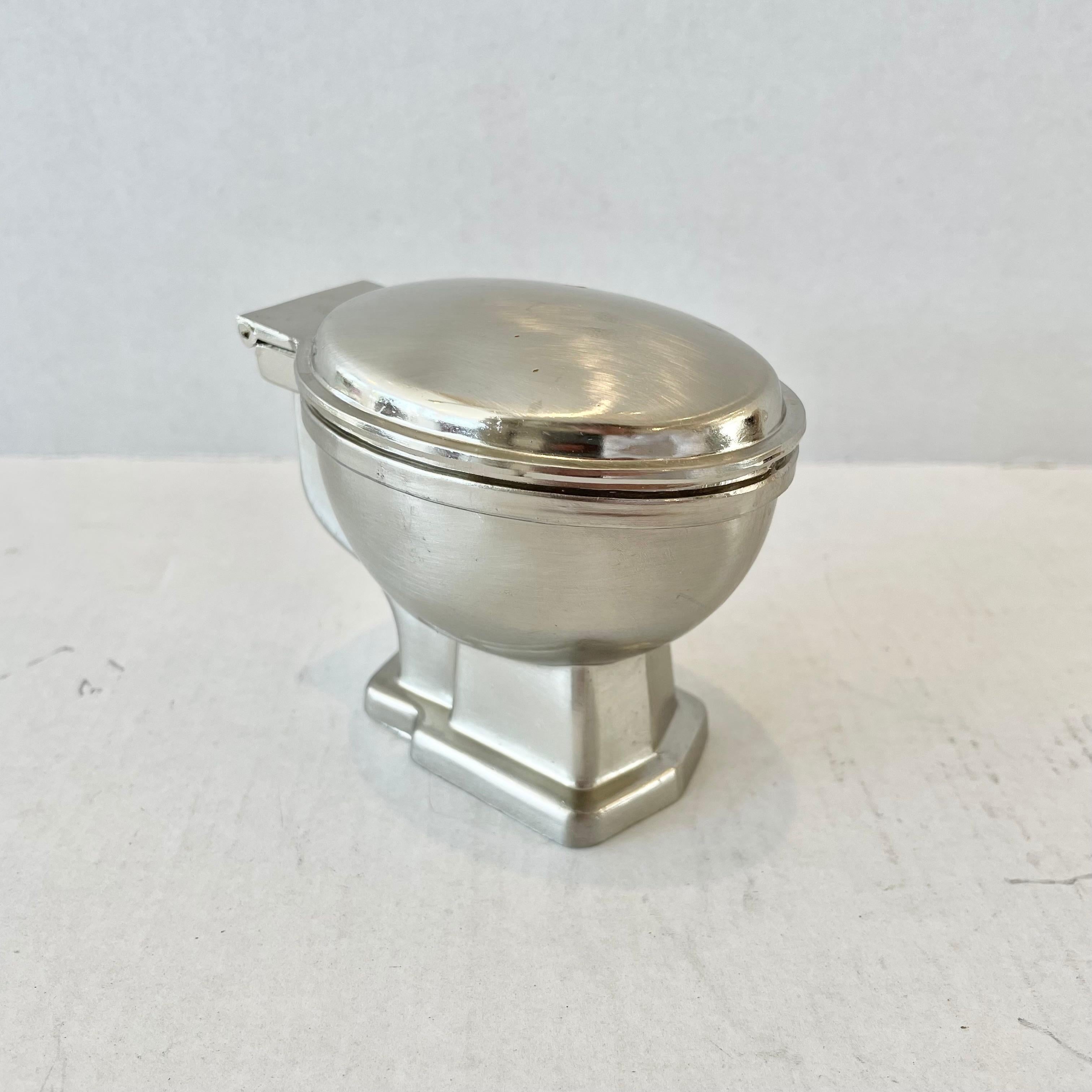 Metal Japanese Toilet Bowl Tabletop Lighter