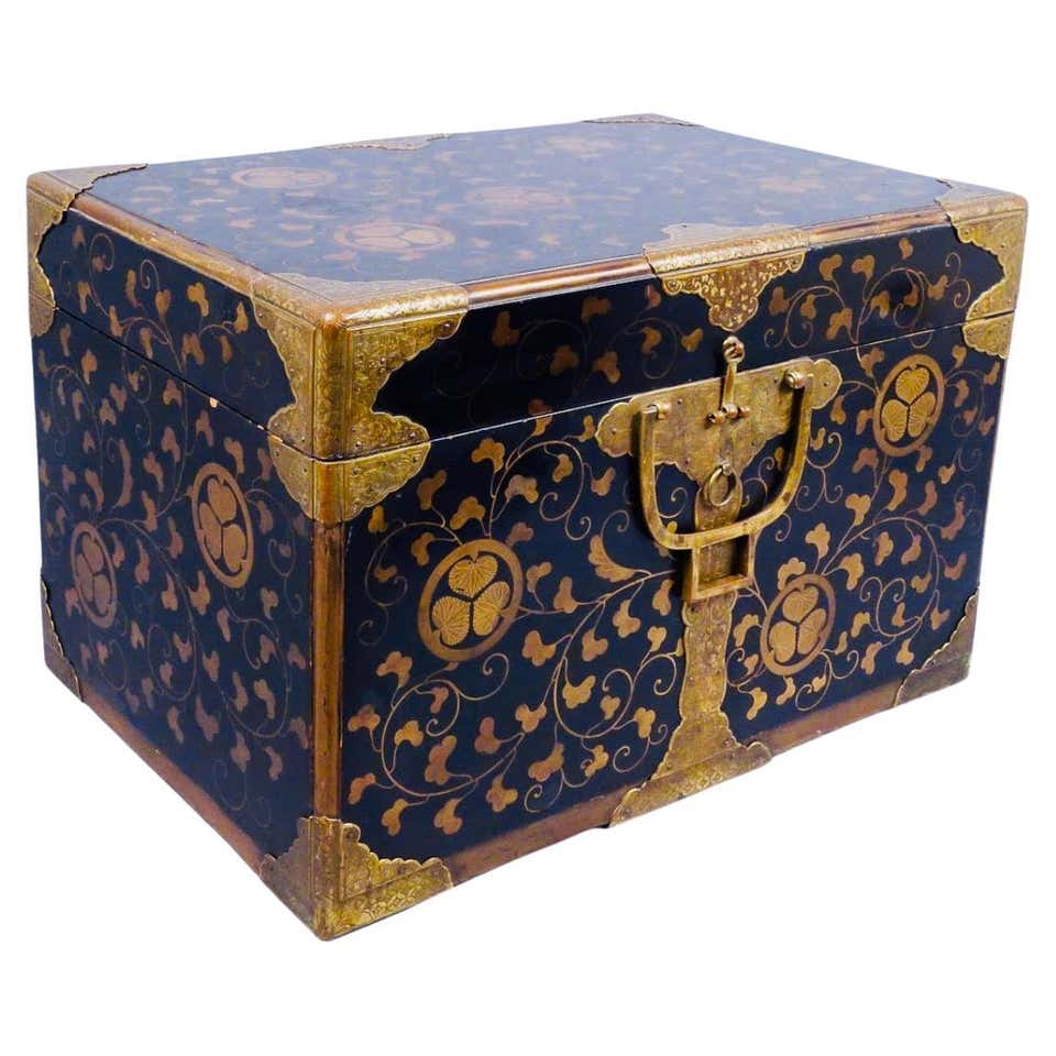 Japanese Box Size Antique Japanese Meiji Period Lacquered Box w/ Original Case For Sale ...