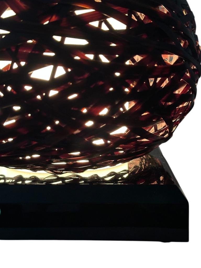 Japanese Touch-Activated Bamboo Sphere Lamp on Lacquered Base (Late 20th Century For Sale 11