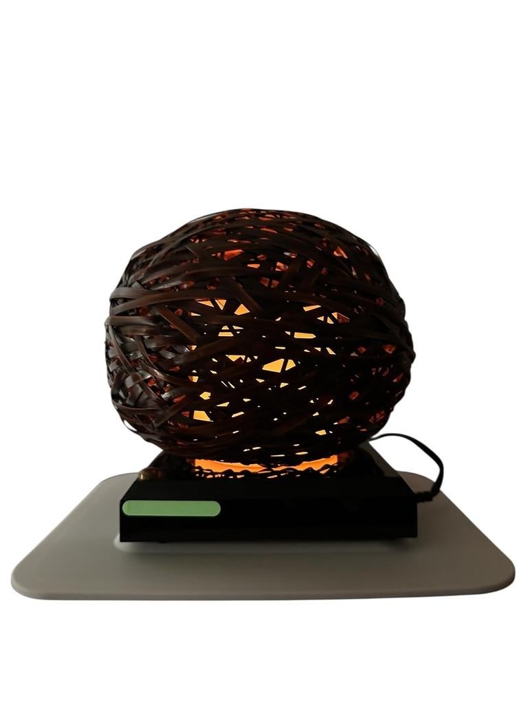 Japanese Touch-Activated Bamboo Sphere Lamp on Lacquered Base (Late 20th Century For Sale 3