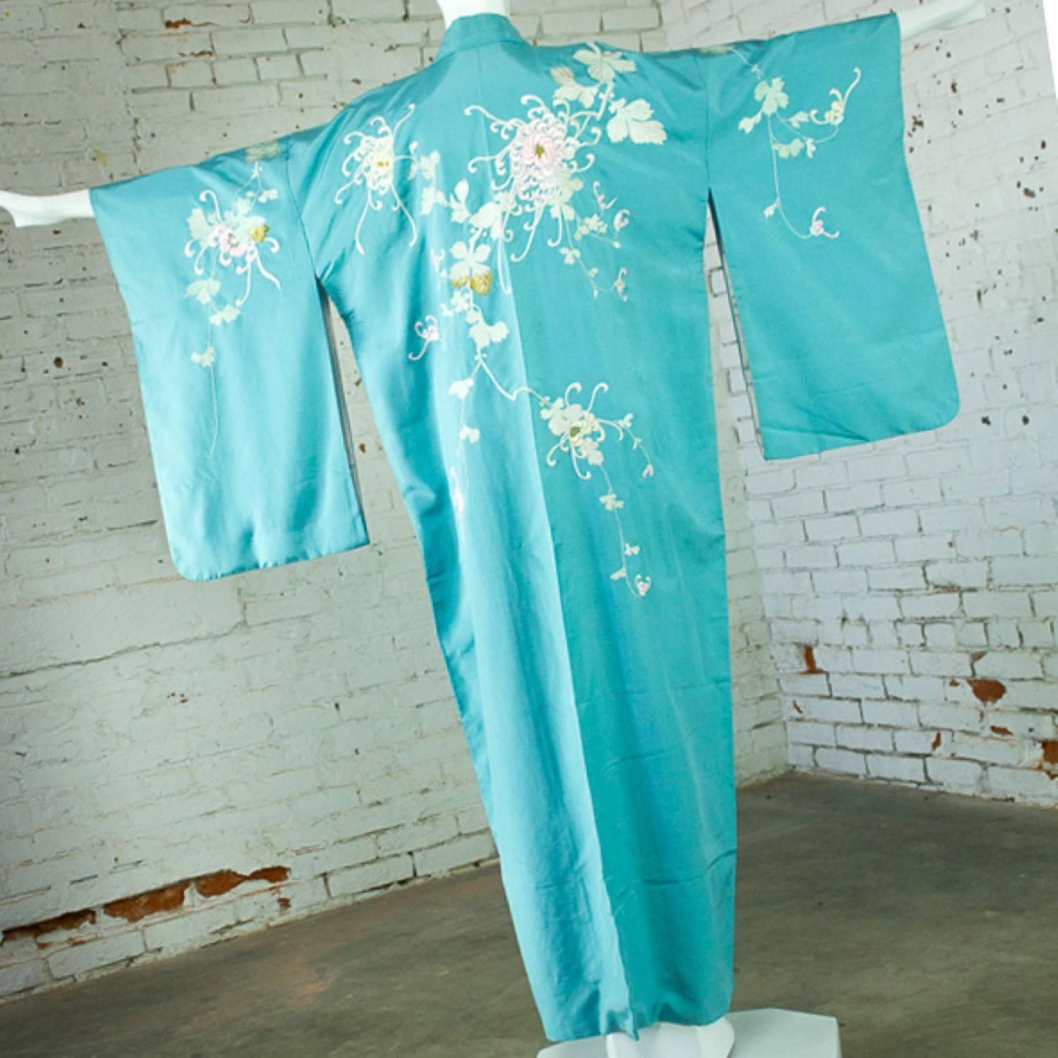 Japonisme Japanese Turquoise Silk Hōmongi Kimono with Embroidered Chrysanthemums and Vines