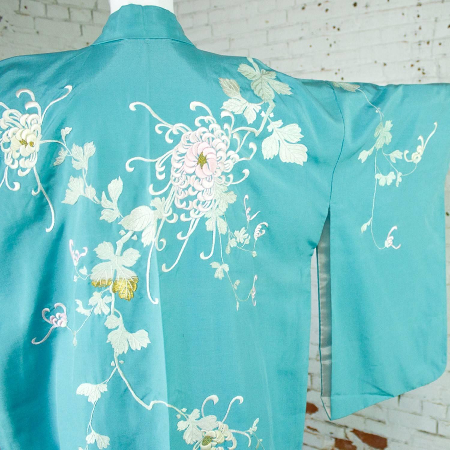 Japanese Turquoise Silk Hōmongi Kimono with Embroidered Chrysanthemums and Vines 1