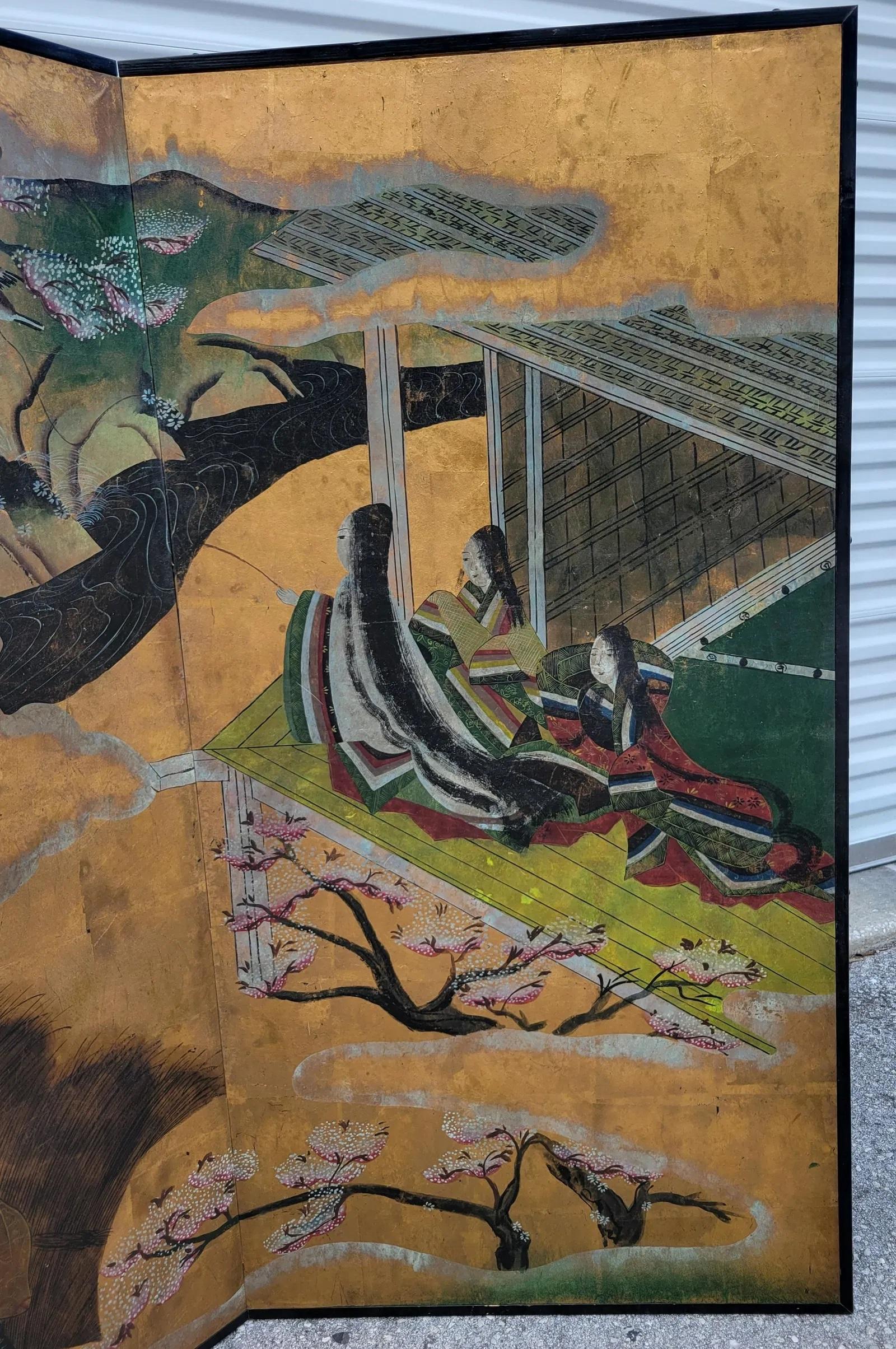 Giapponese Paravento giapponese Kanō a due pannelli - Racconto di Genji e fiori di ciliegio in vendita
