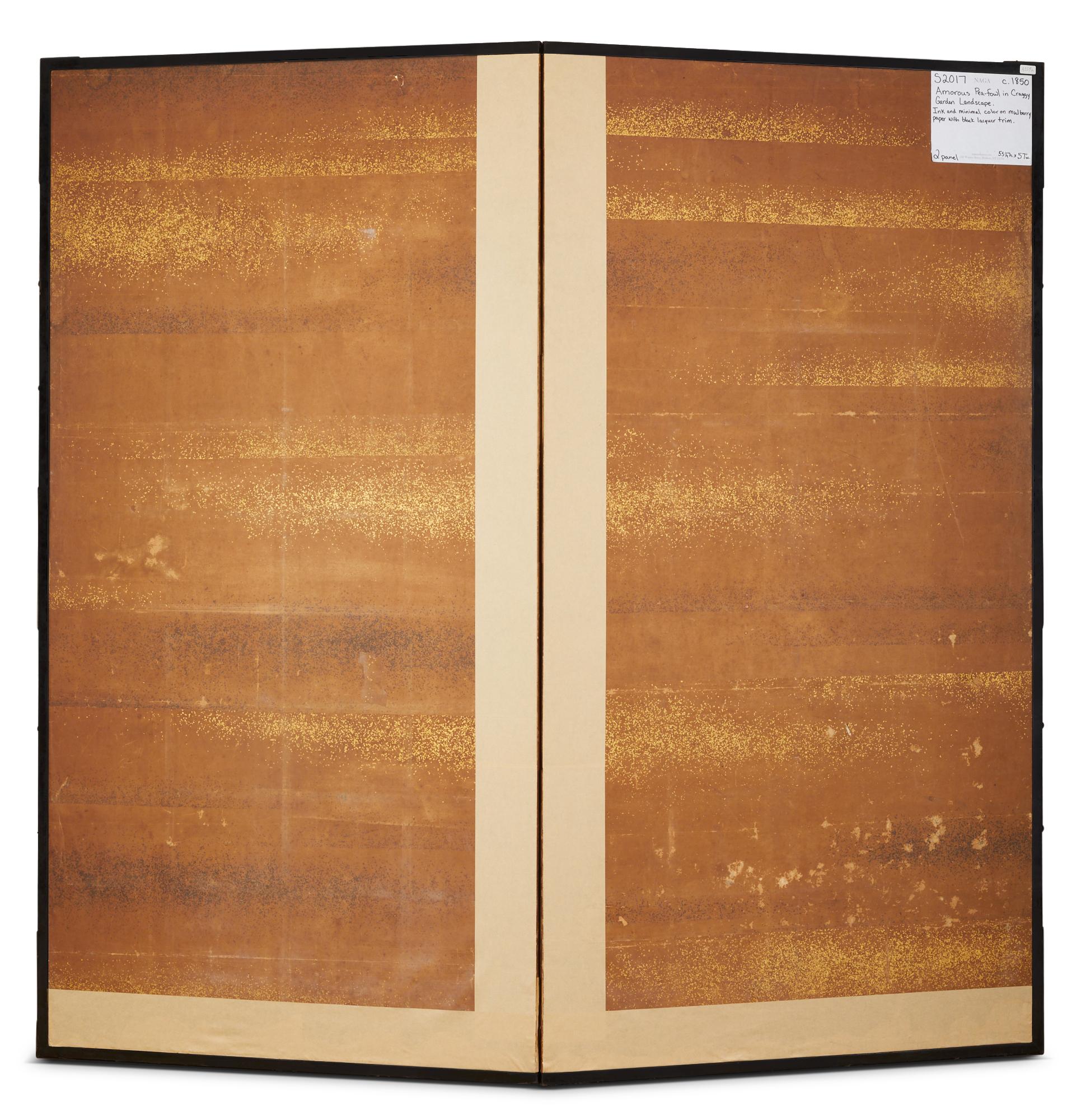 Paravent japonais à deux panneaux : Volaille amoureuse dans un paysage de jardin escarpé en vente 1