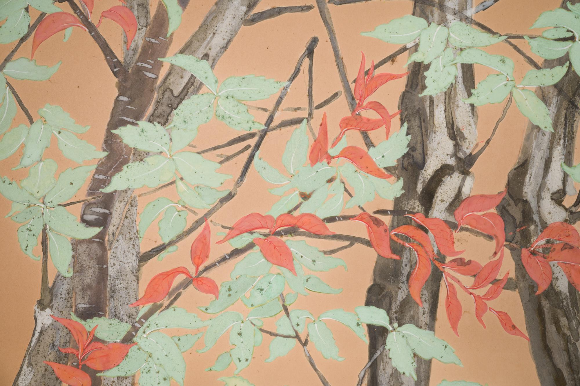 Paravent japonais à deux panneaux magnifiquement coloré, boisé et à motifs floraux Bon état - En vente à Hudson, NY