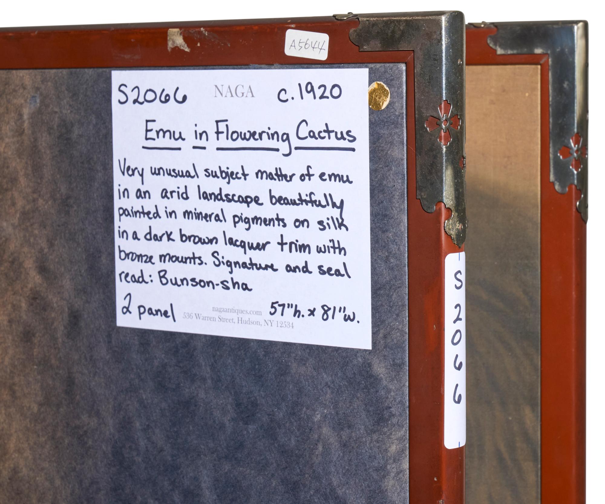 Paravent japonais à deux panneaux : Émeu dans un cactus en fleur en vente 5