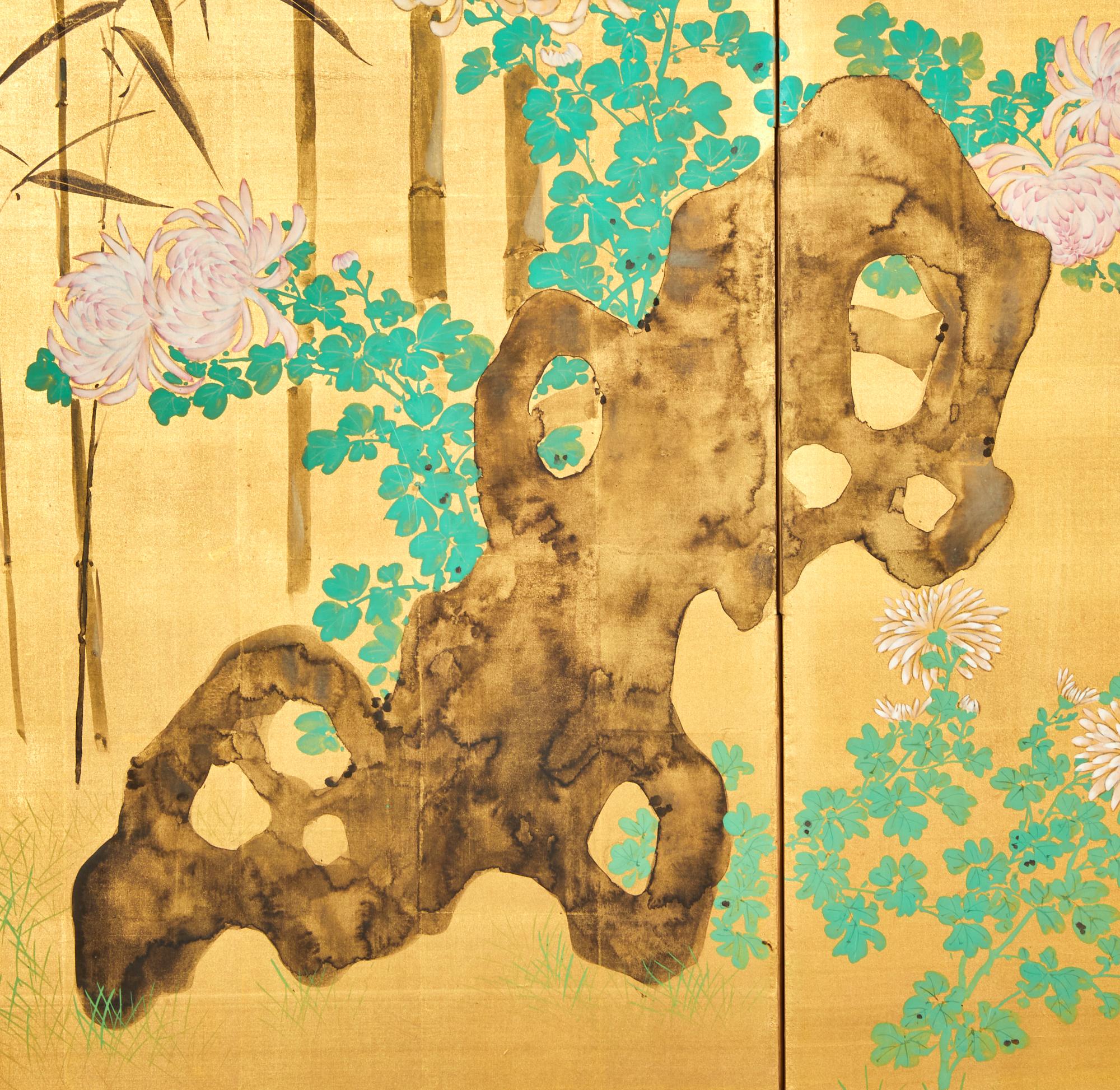 Japanese Two Panel Screen: Garden Scene In Good Condition For Sale In Hudson, NY
